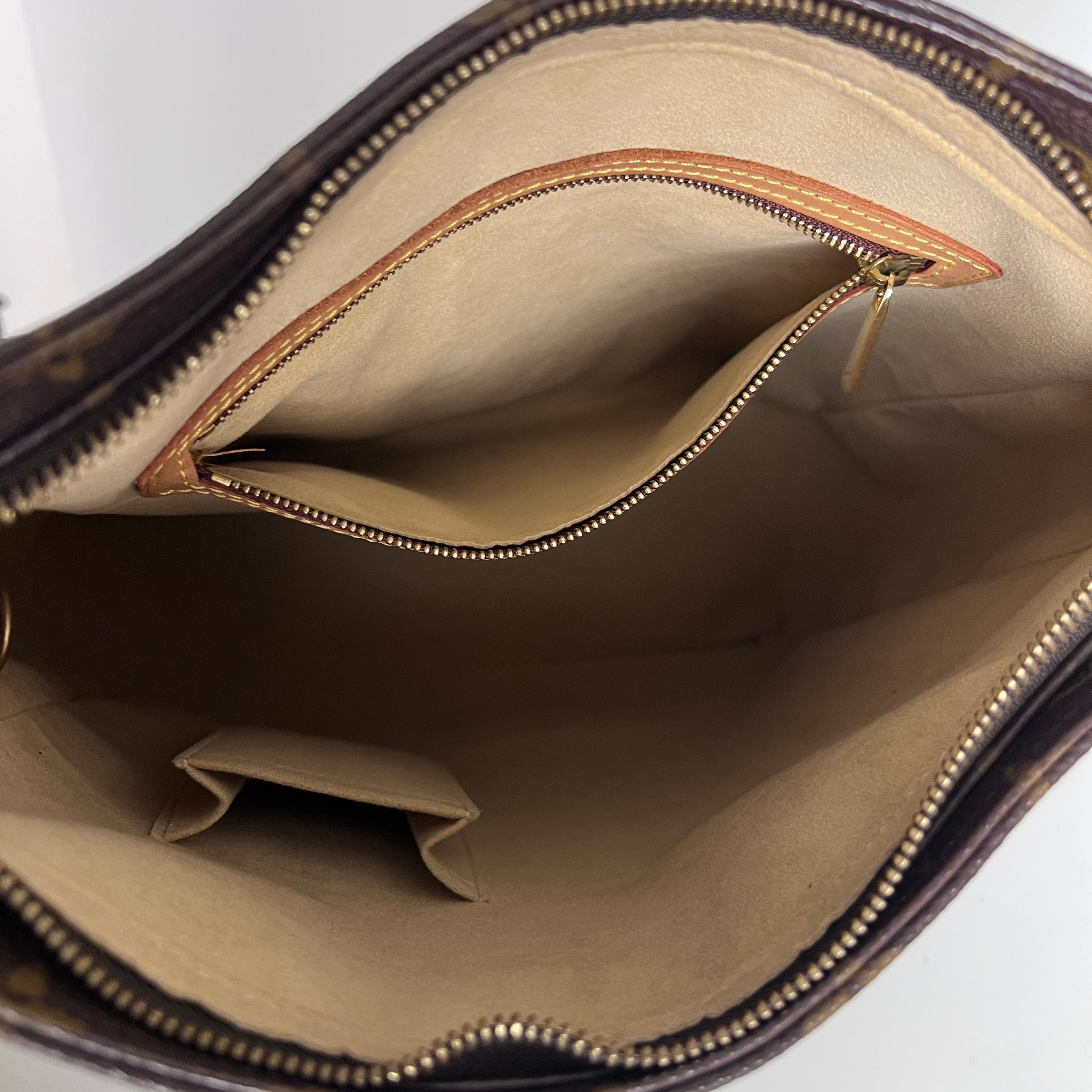 LOUIS VUITTON Looping GM handbag in brown canvas and leather