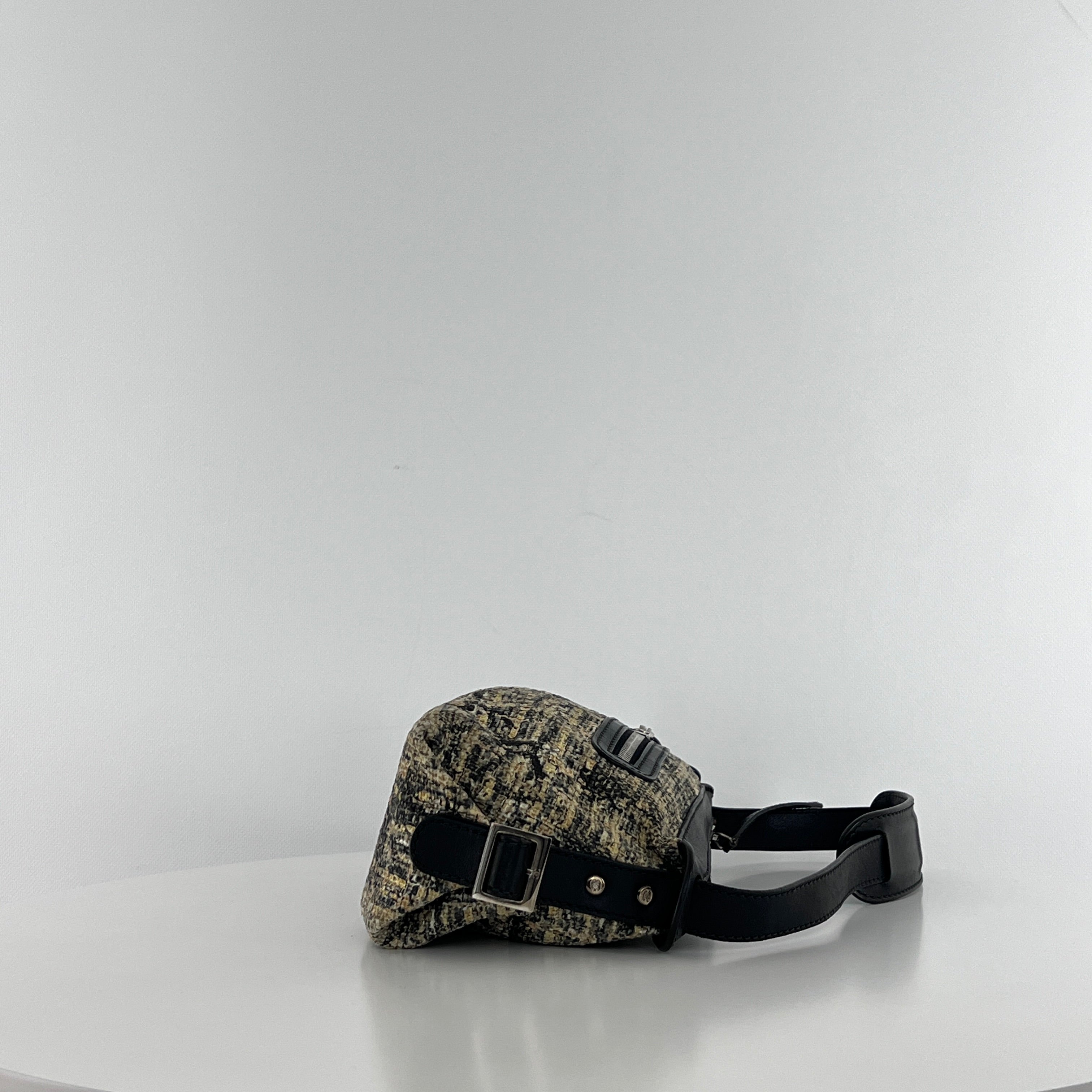 Sac à main CHANEL Hobo Tweed Small tweed et cuir noir