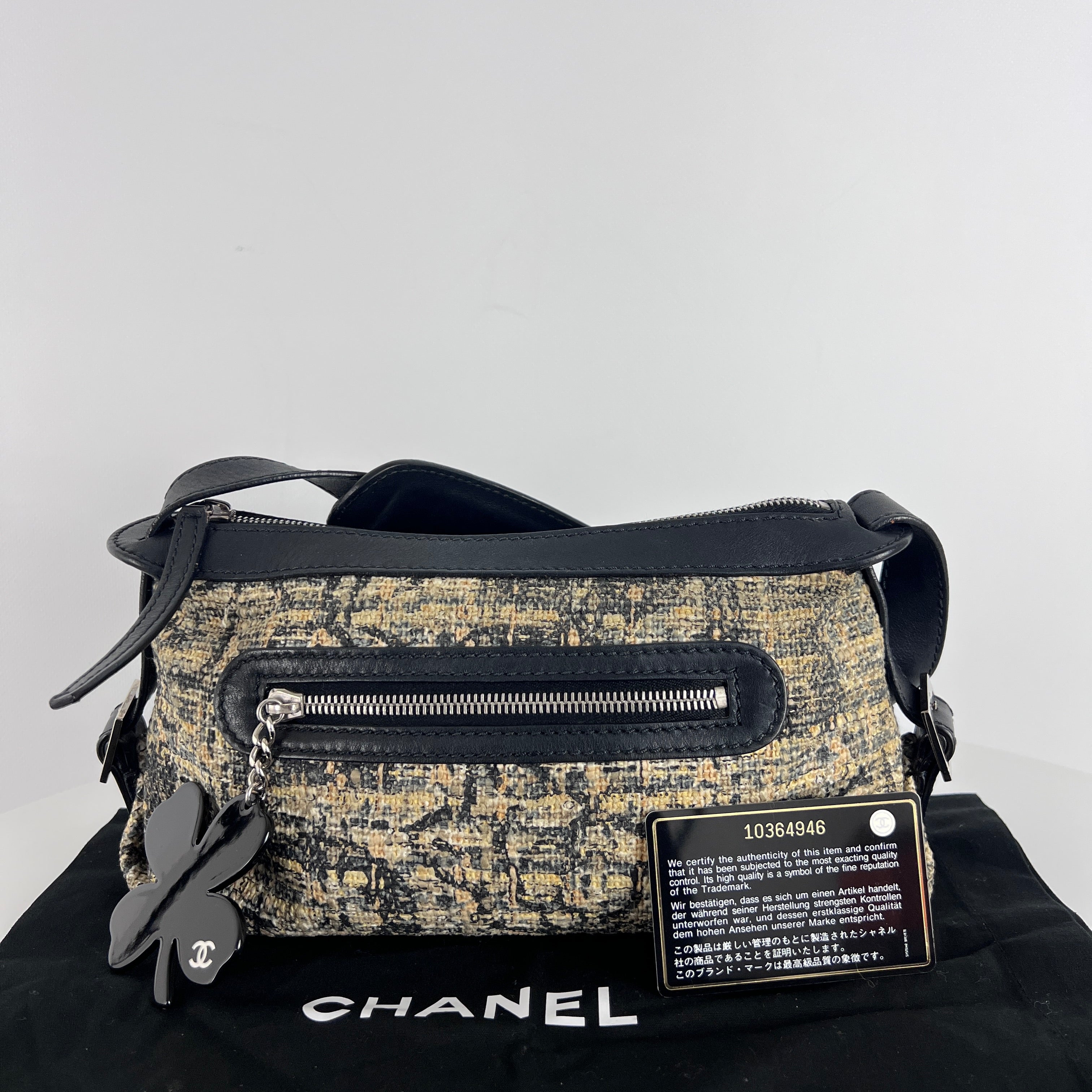 Sac à main CHANEL Hobo Tweed Small tweed et cuir noir
