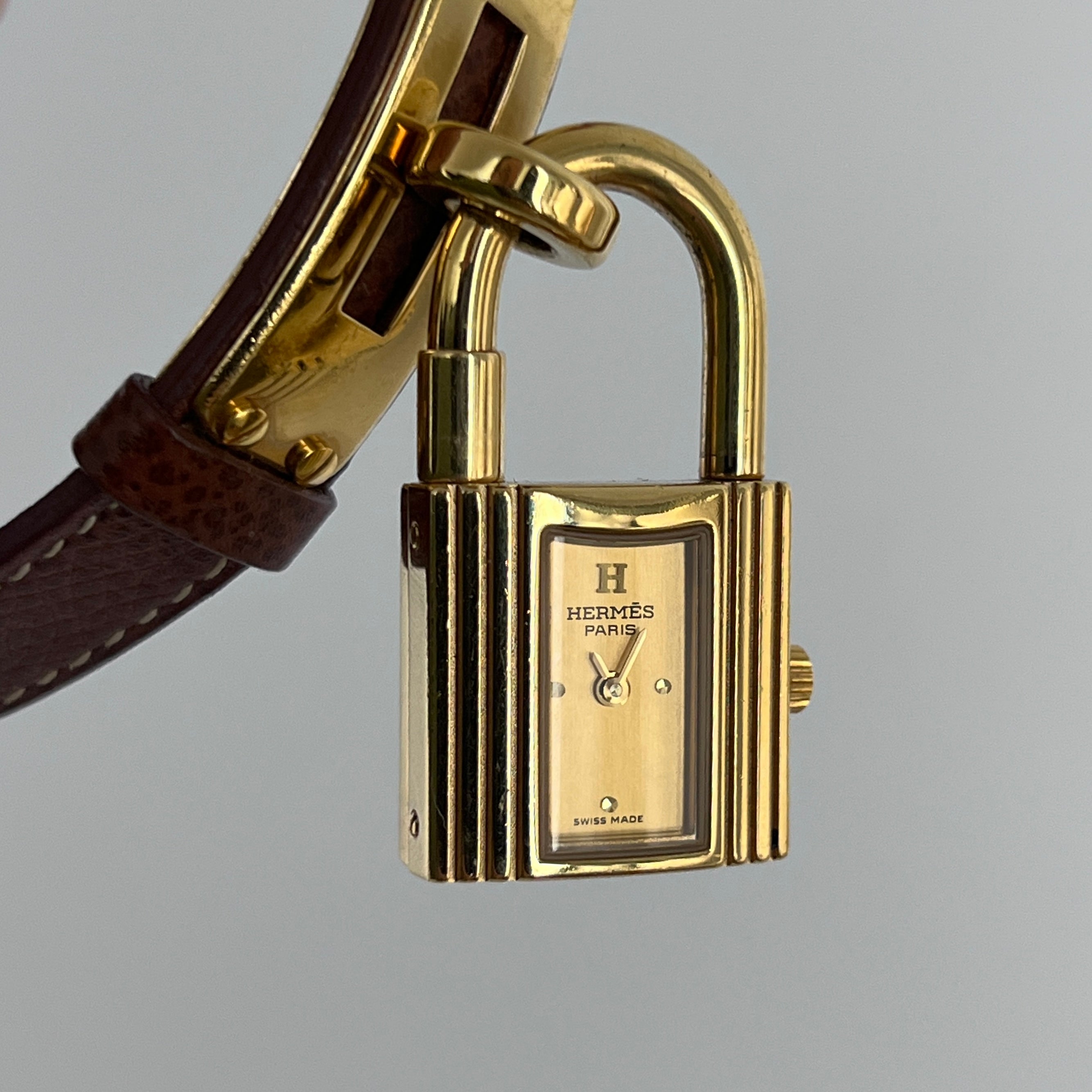 Montre HERMÈS Kelly plaqué or dorée