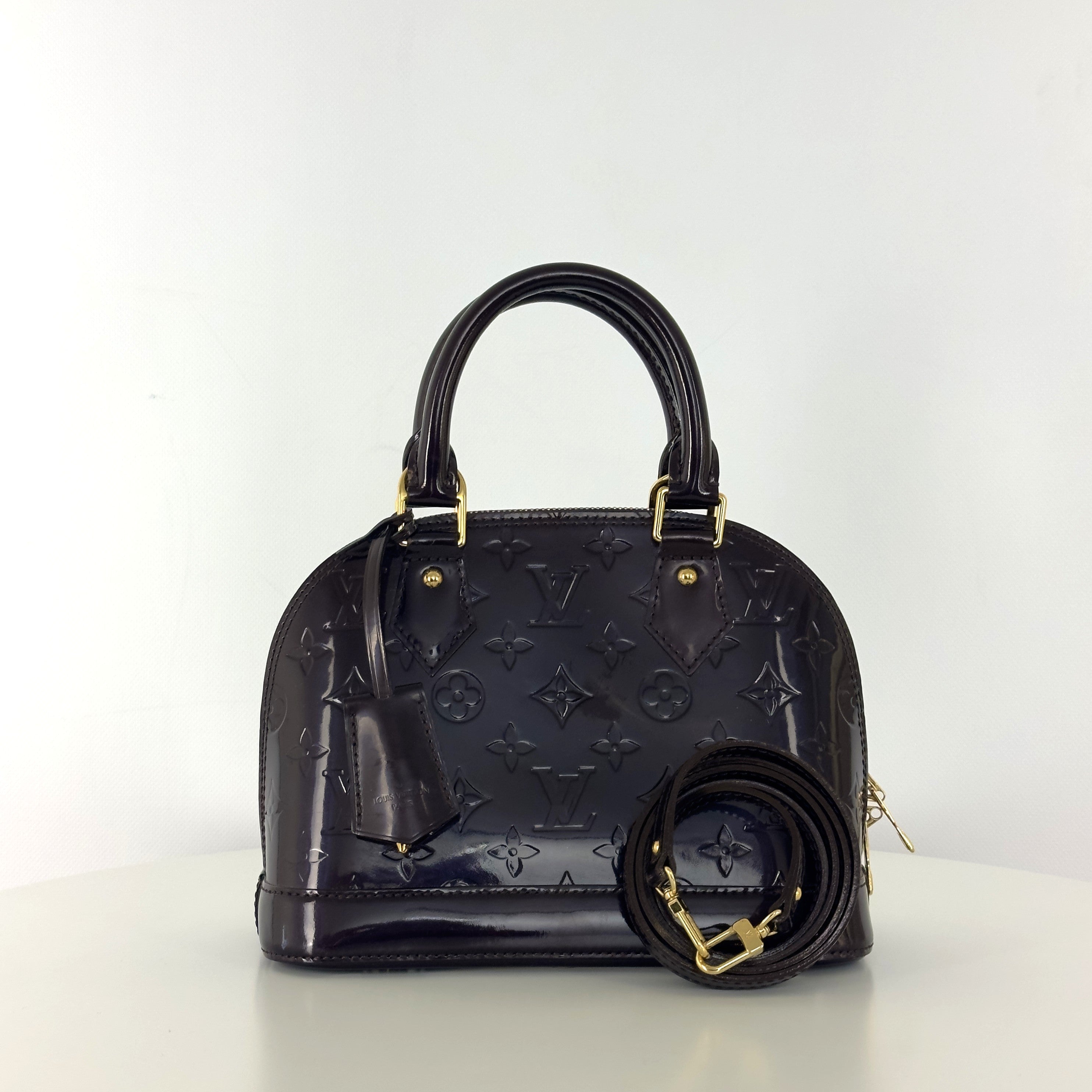 Sac à main LOUIS VUITTON Alma BB cuir verni violet