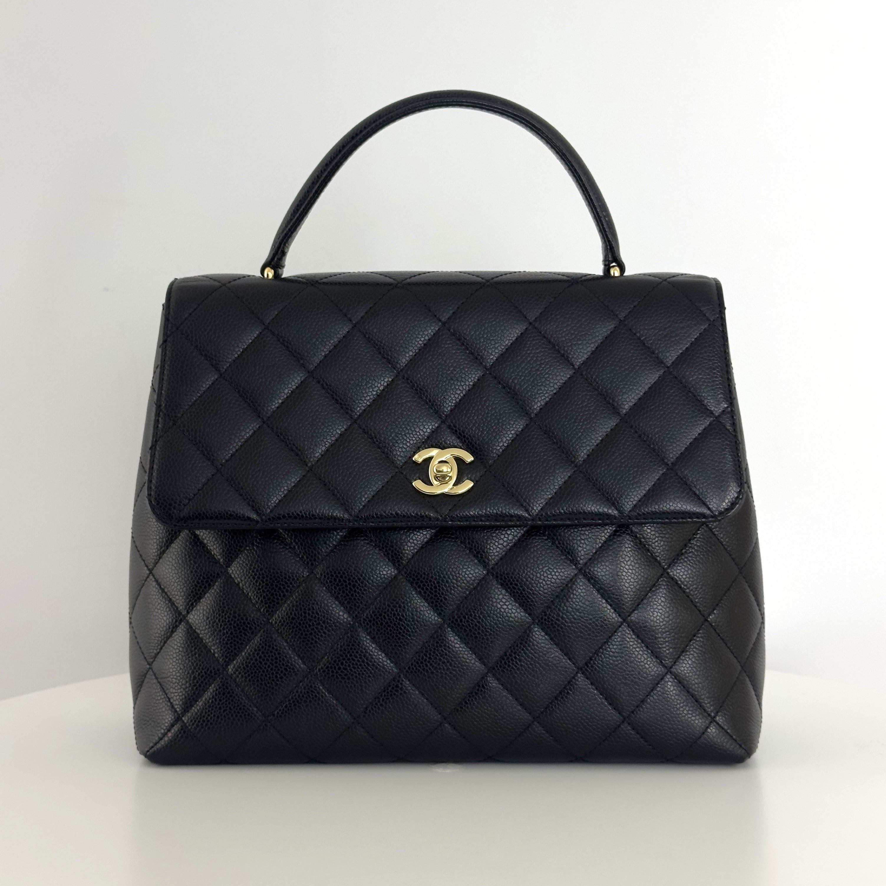 Sac à main CHANEL Coco Handle cuir caviar noir