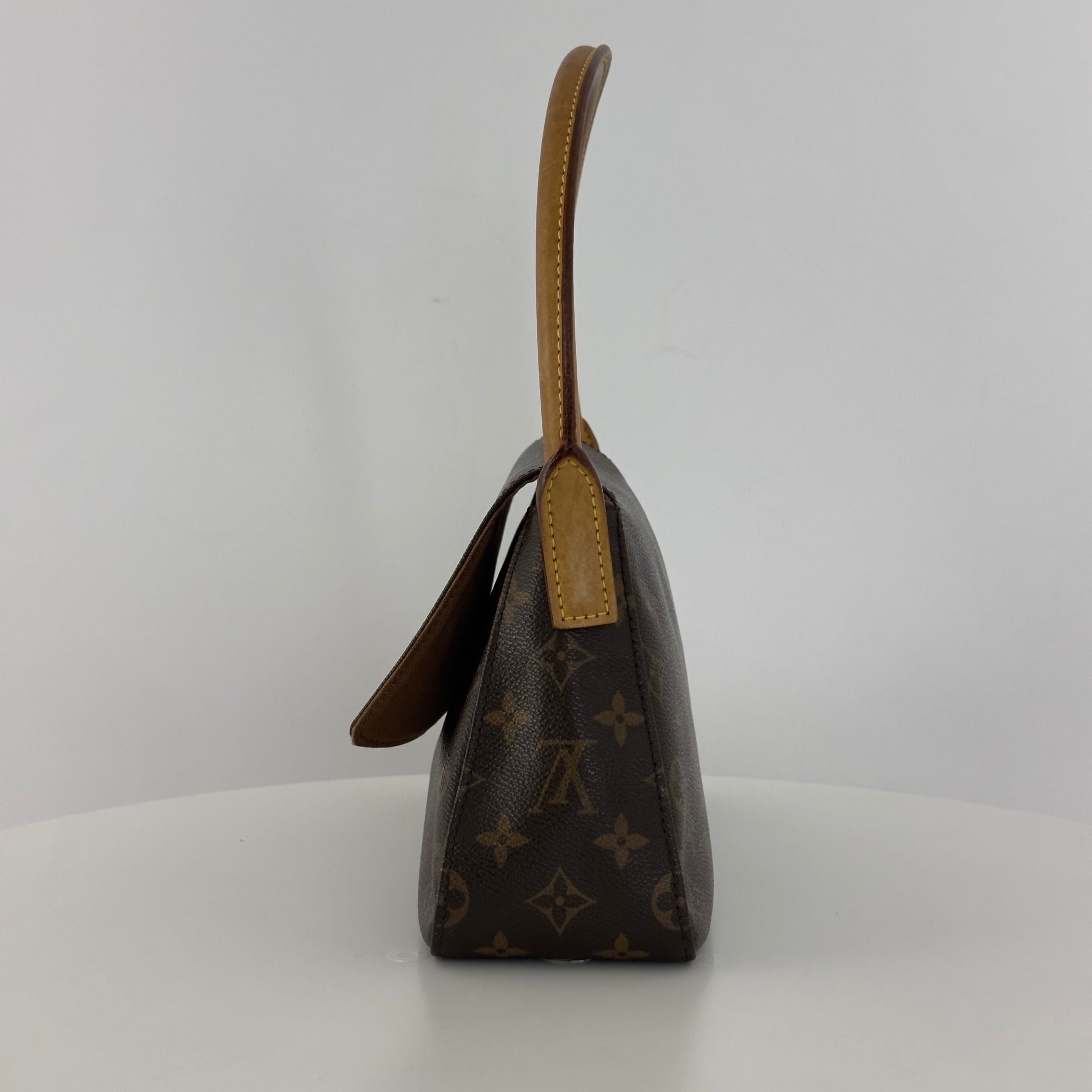 Sac à main LOUIS VUITTON Looping PM toile et cuir marron