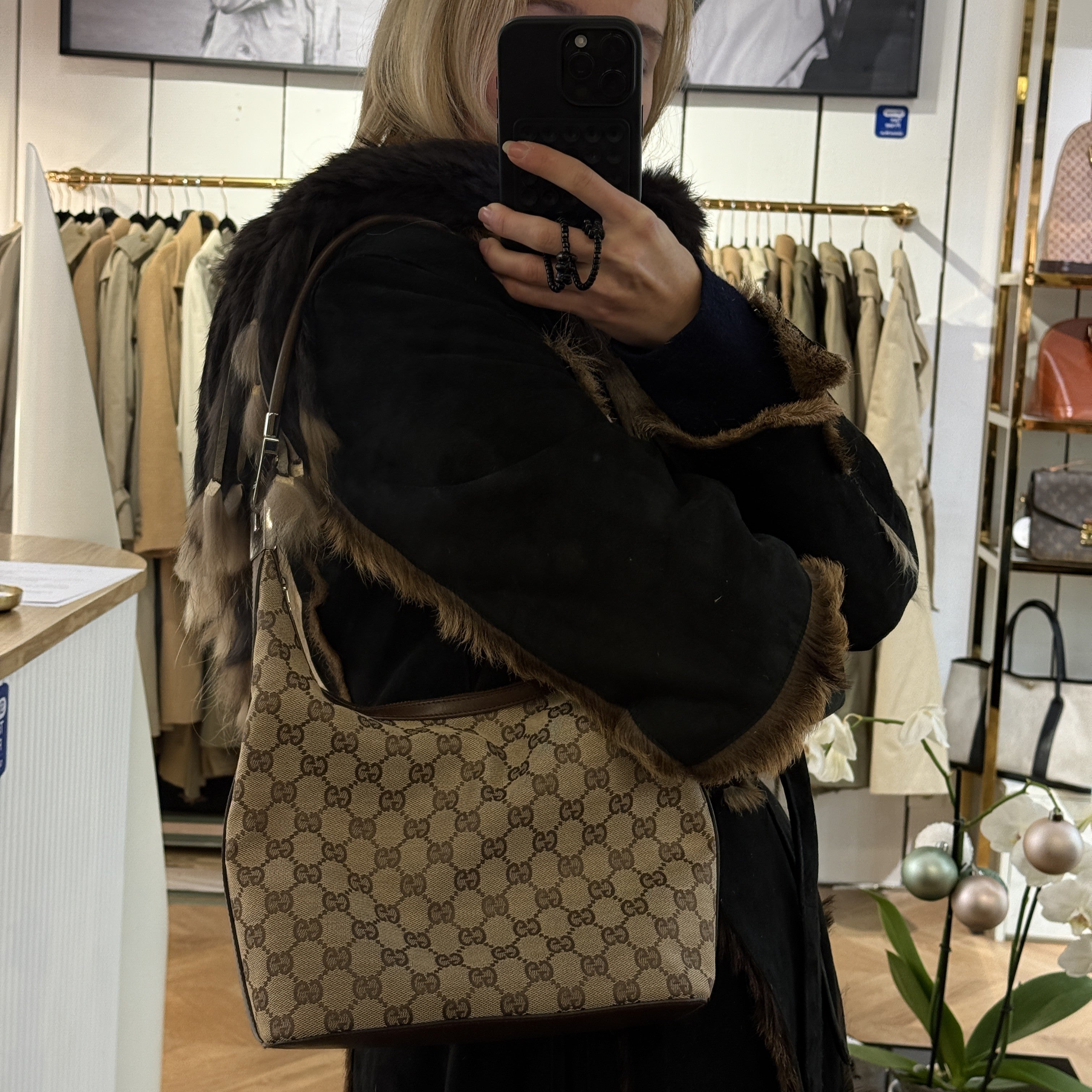 Sac à main GUCCI Hobo GG toile et cuir marron