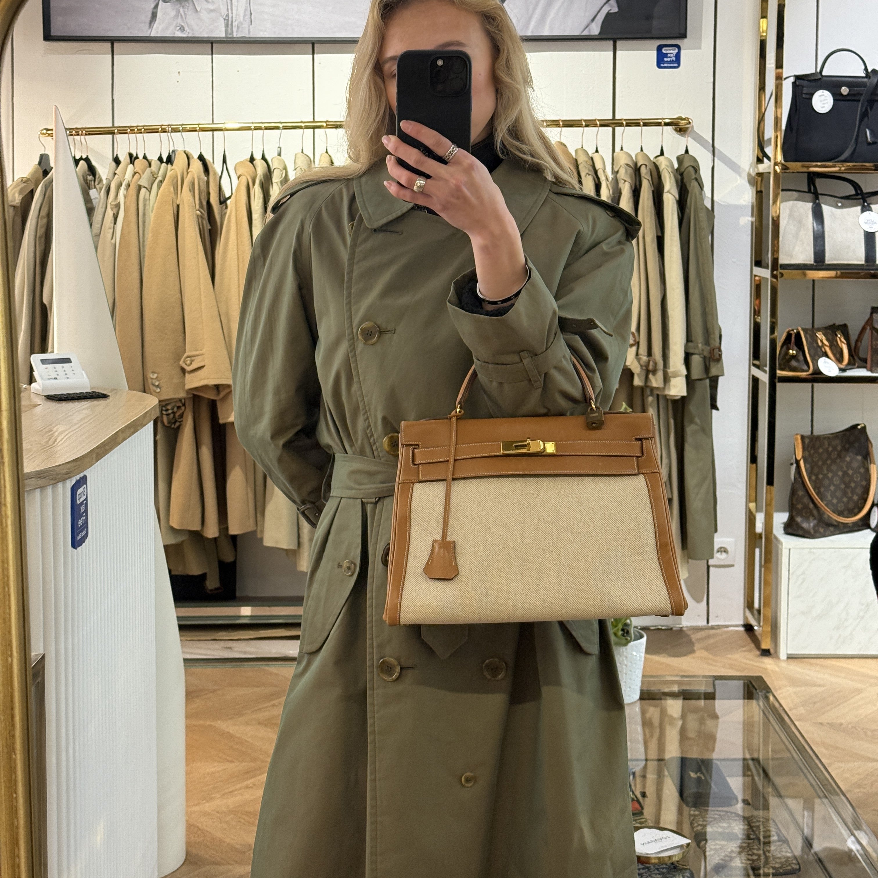 Sac à main HERMÈS Kelly 32 retourné en toile et cuir Gold Courchevel