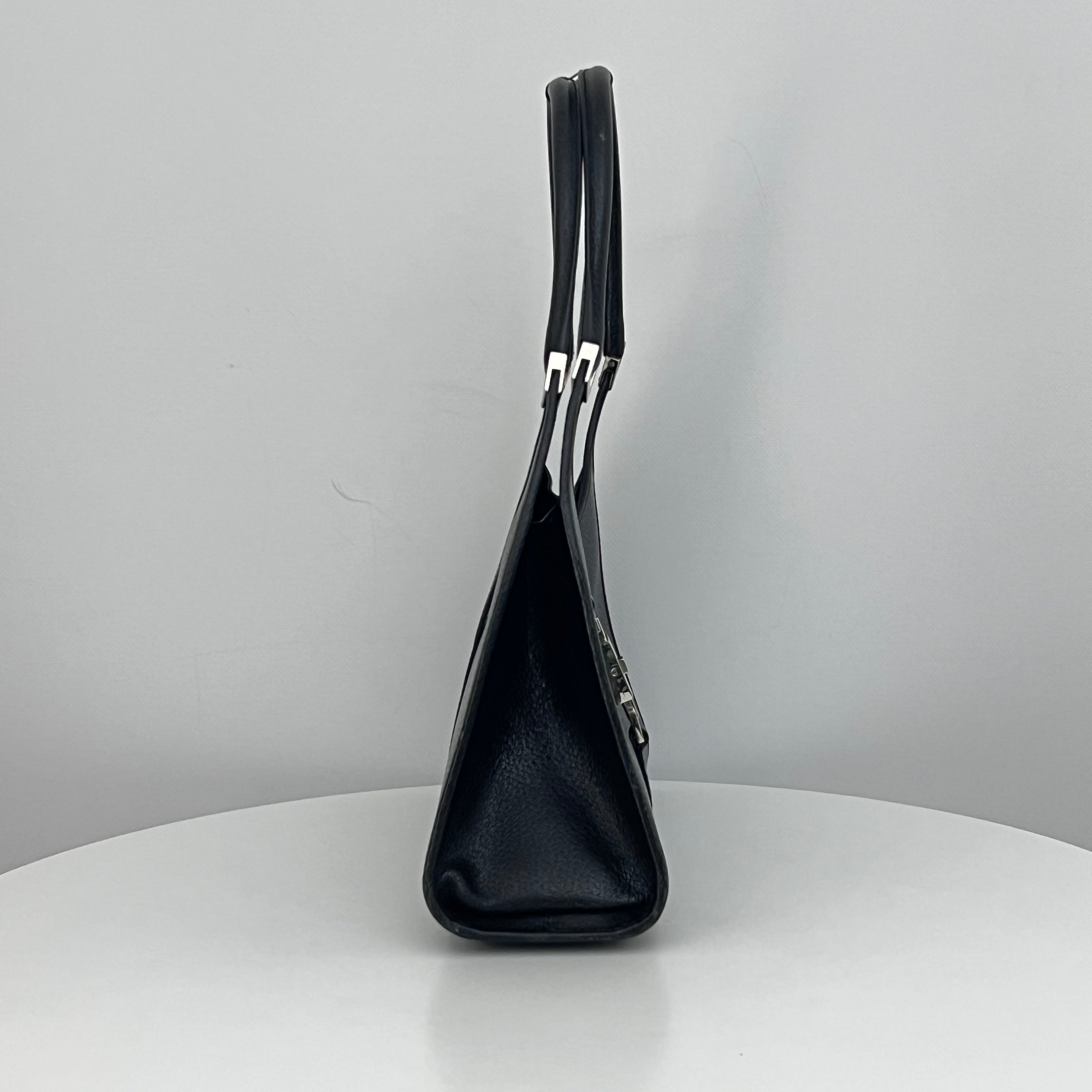 GUCCI Jackie black grained leather bag