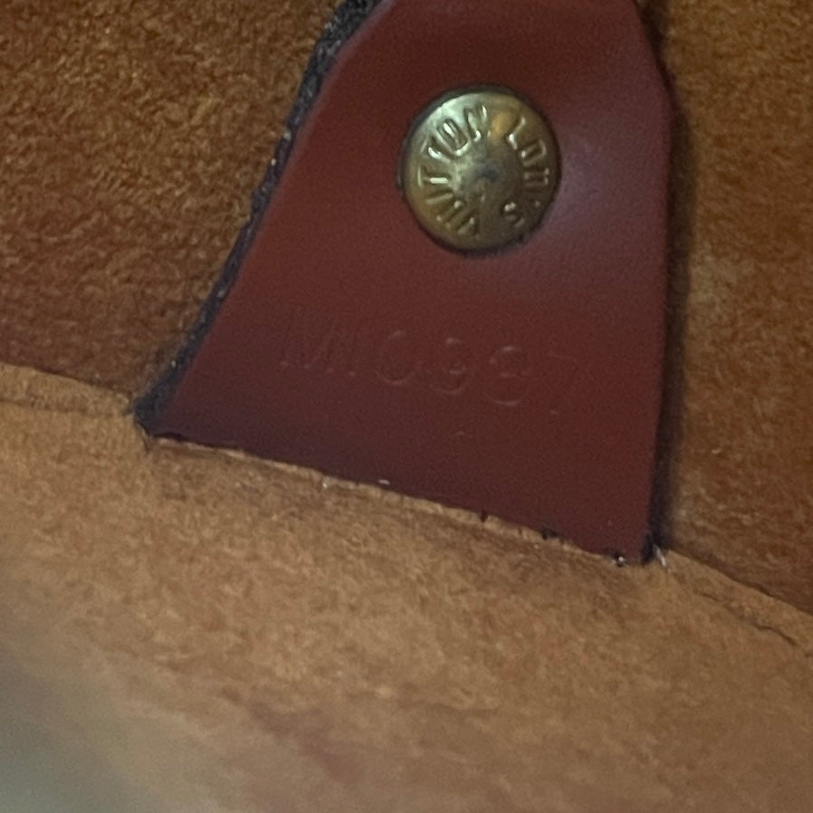 LOUIS VUITTON Soufflot bag in brown Epi leather
