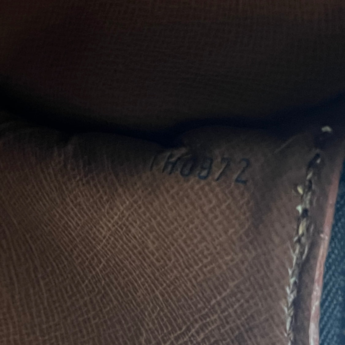 LOUIS VUITTON Papillon bag in canvas and brown leather