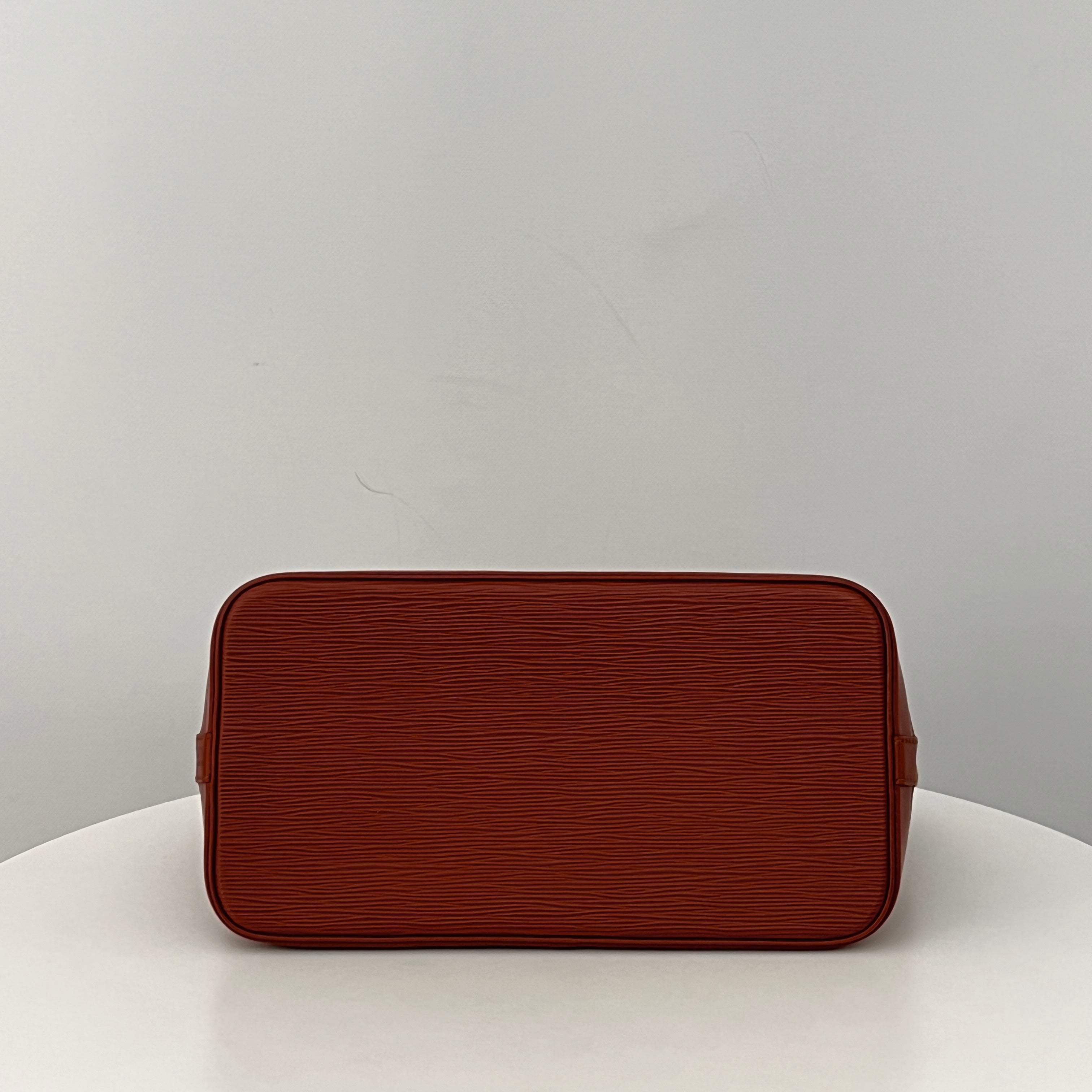Sac LOUIS VUITTON Alma cuir épi marron