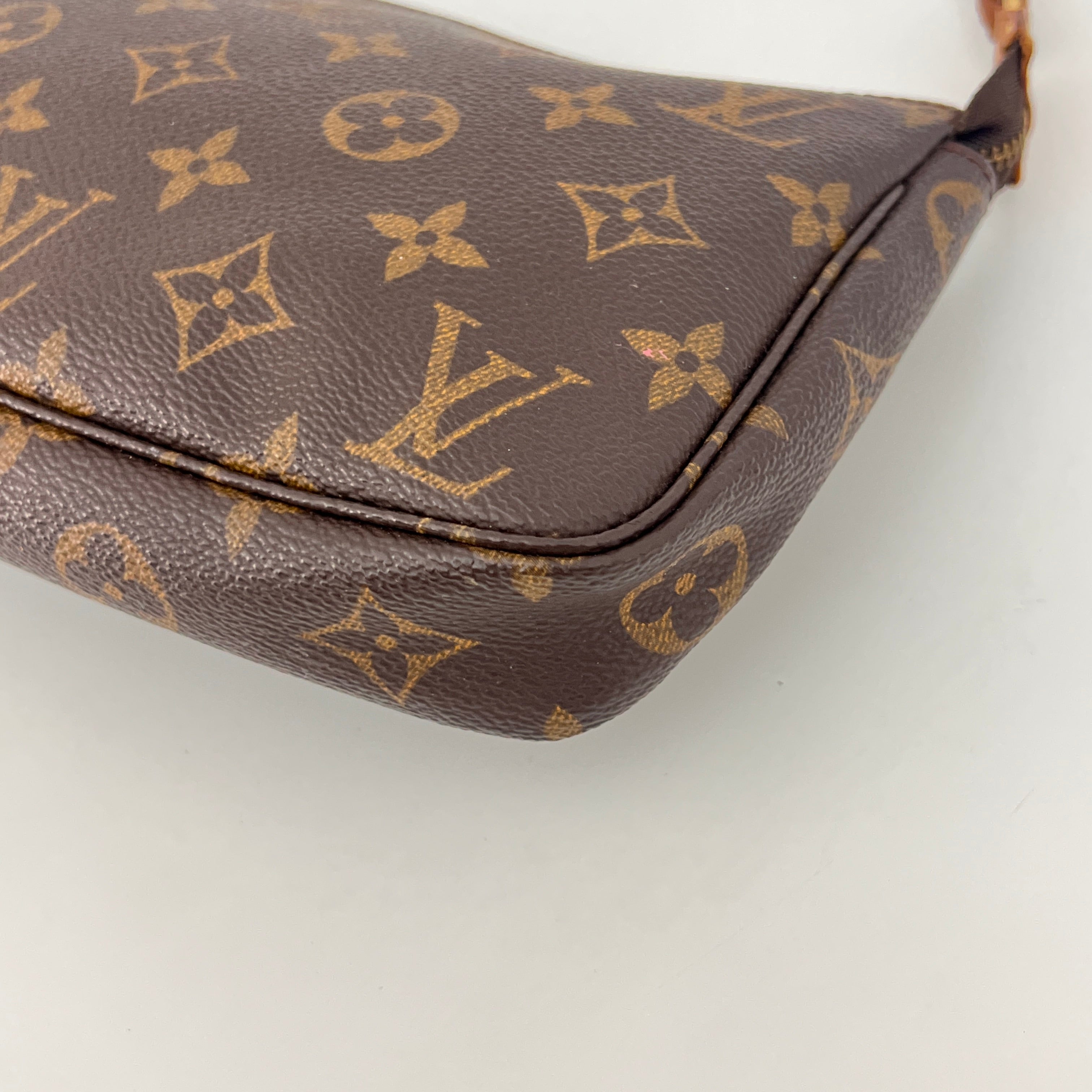 Sac à bandoulière LOUIS VUITTON Pochette Accessoires toile et cuir marron