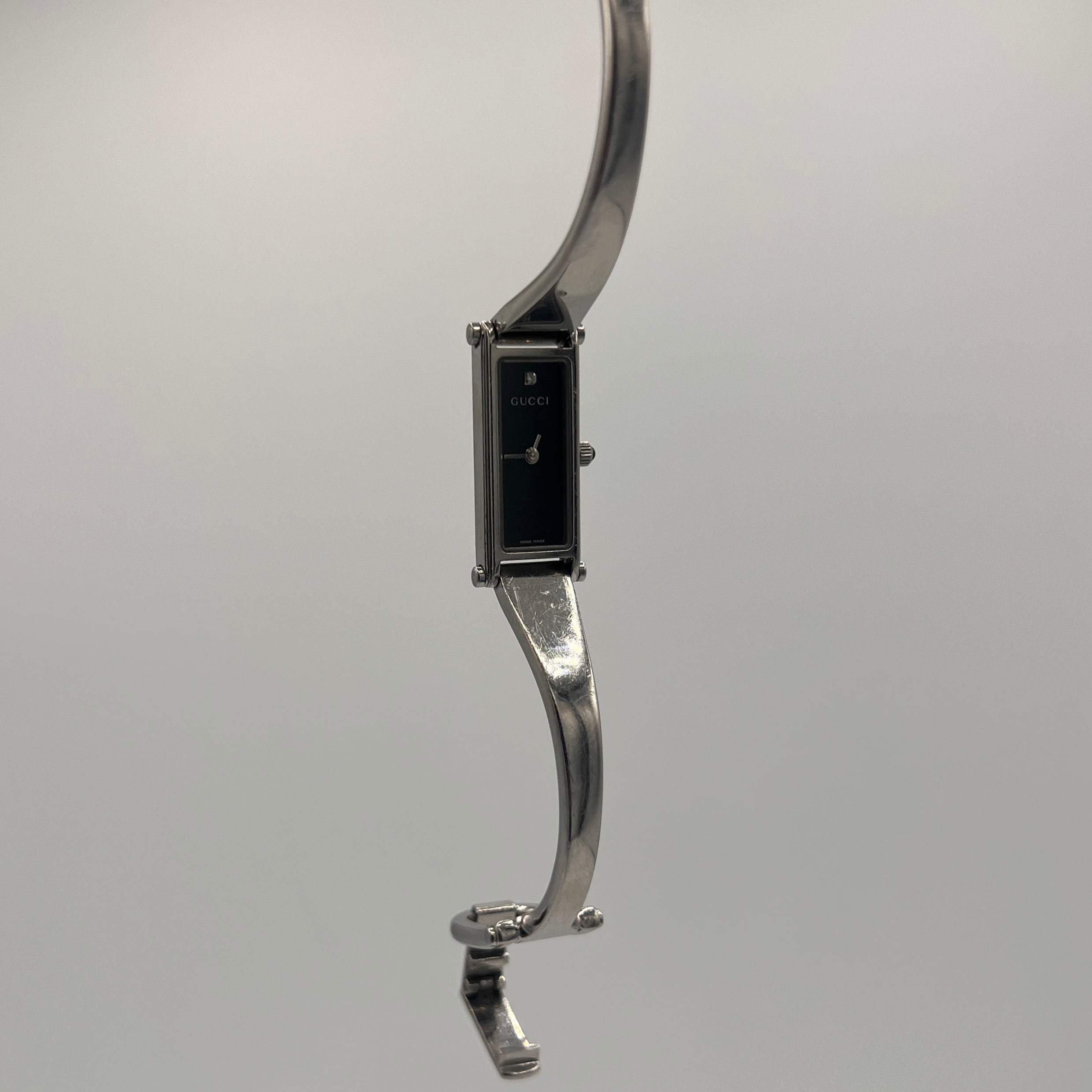 GUCCI 1500 L silver steel watch