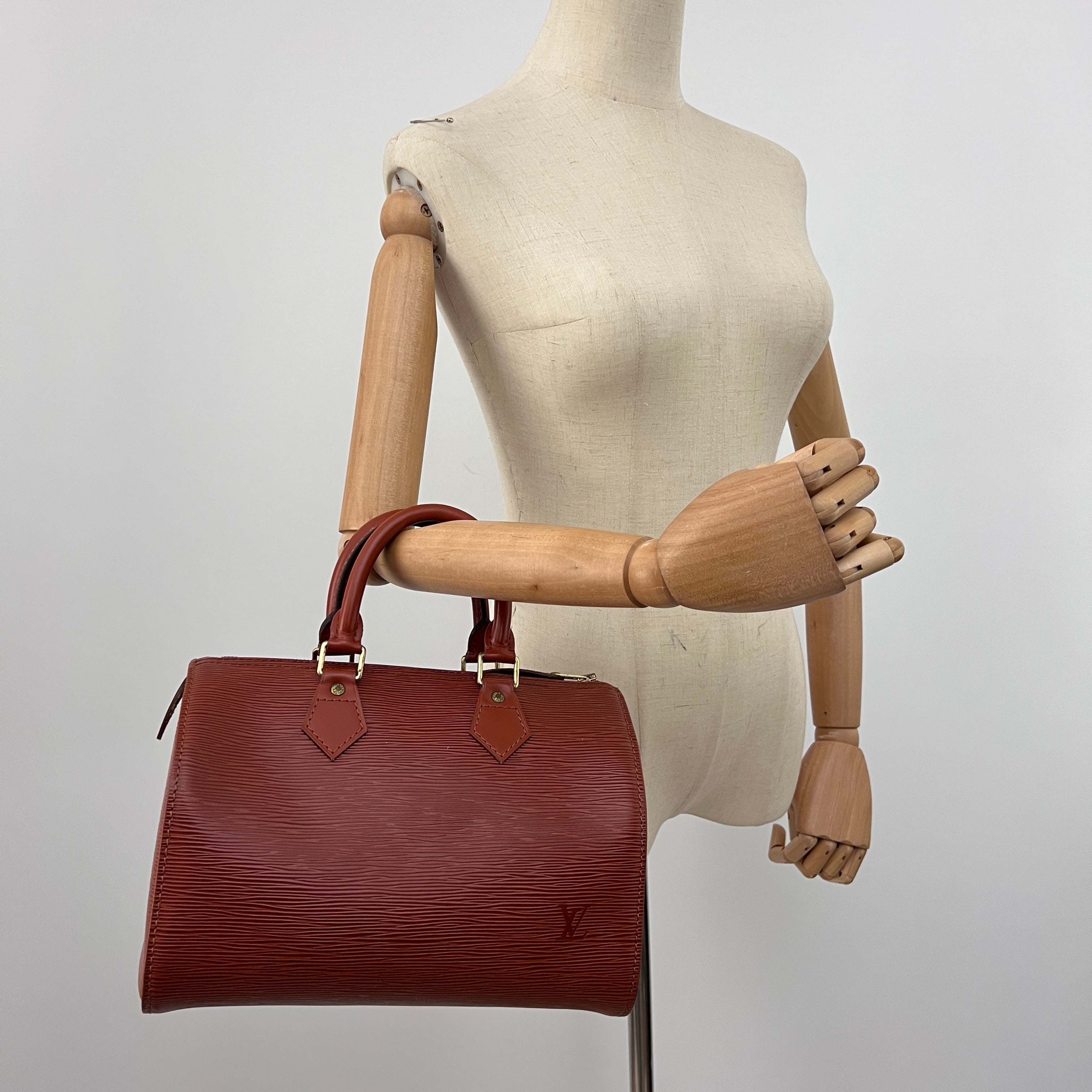 Sac LOUIS VUITTON Speedy 25 cuir épi marron vintage 1994