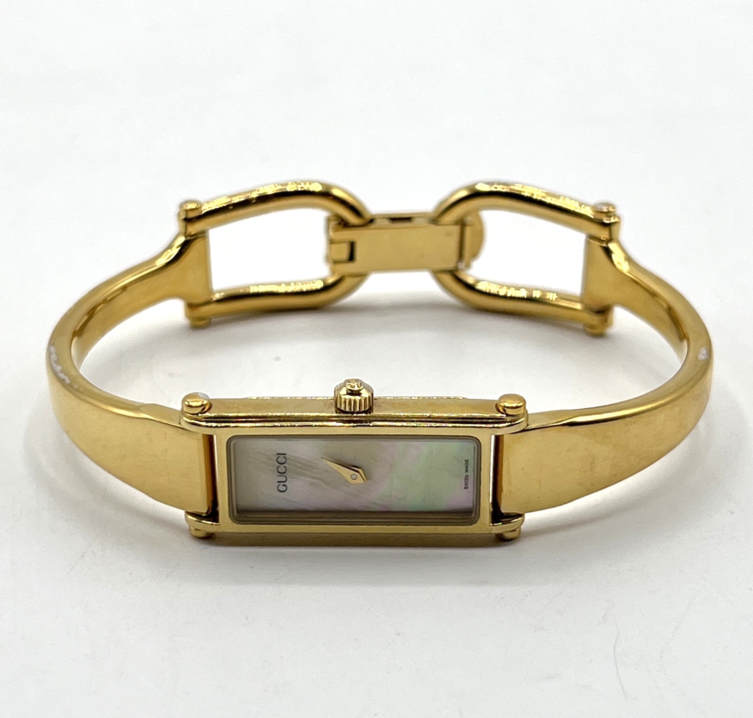 Montre GUCCI 1500 plaqué or doré