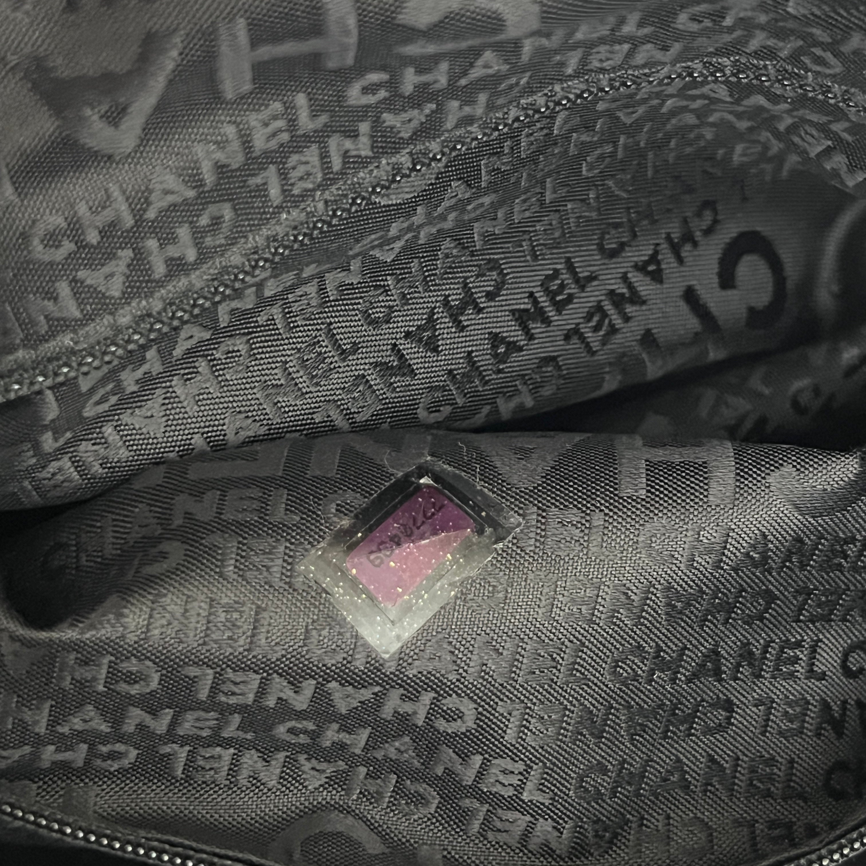 Sac CHANEL Boston Chocolate Bar cuir d'agneau noir vintage 2002-2003