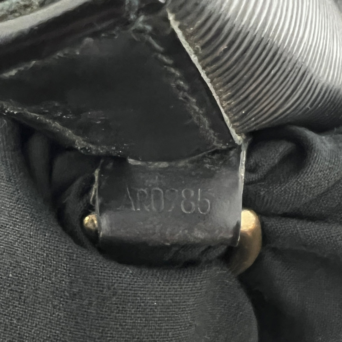 LOUIS VUITTON Noe Petit black epi leather vintage 1995 bag