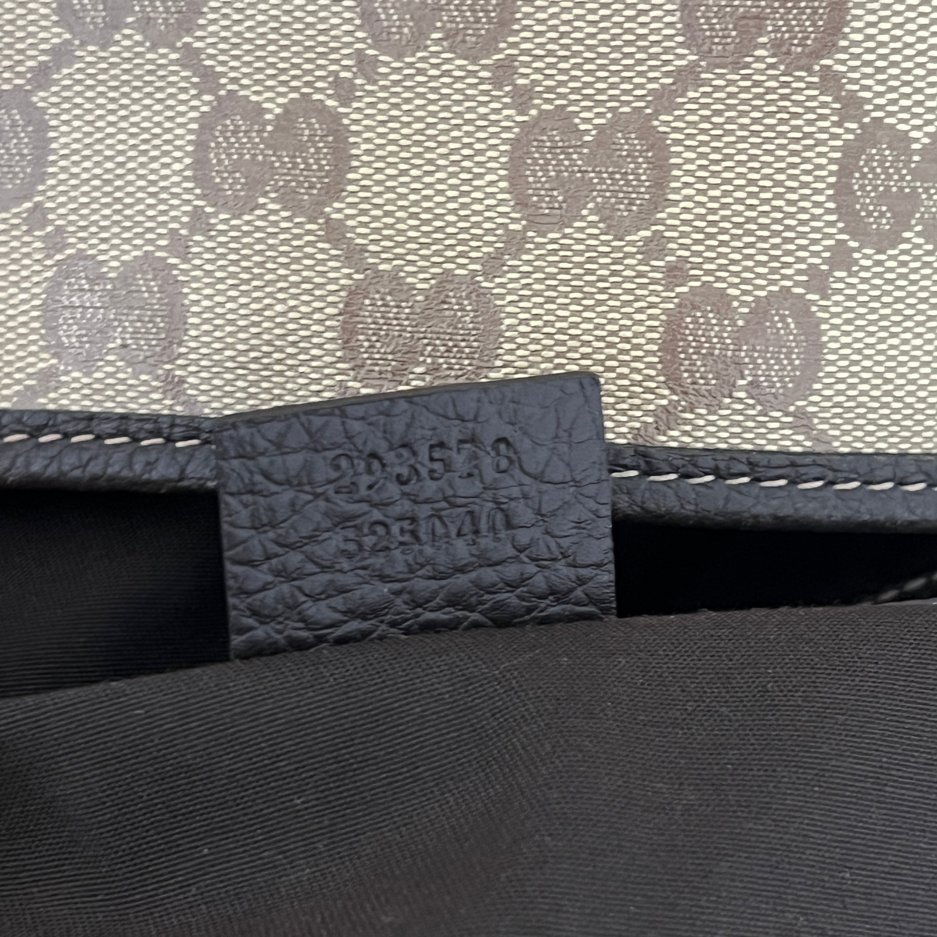GUCCI Pelham bag in patent canvas and brown leather