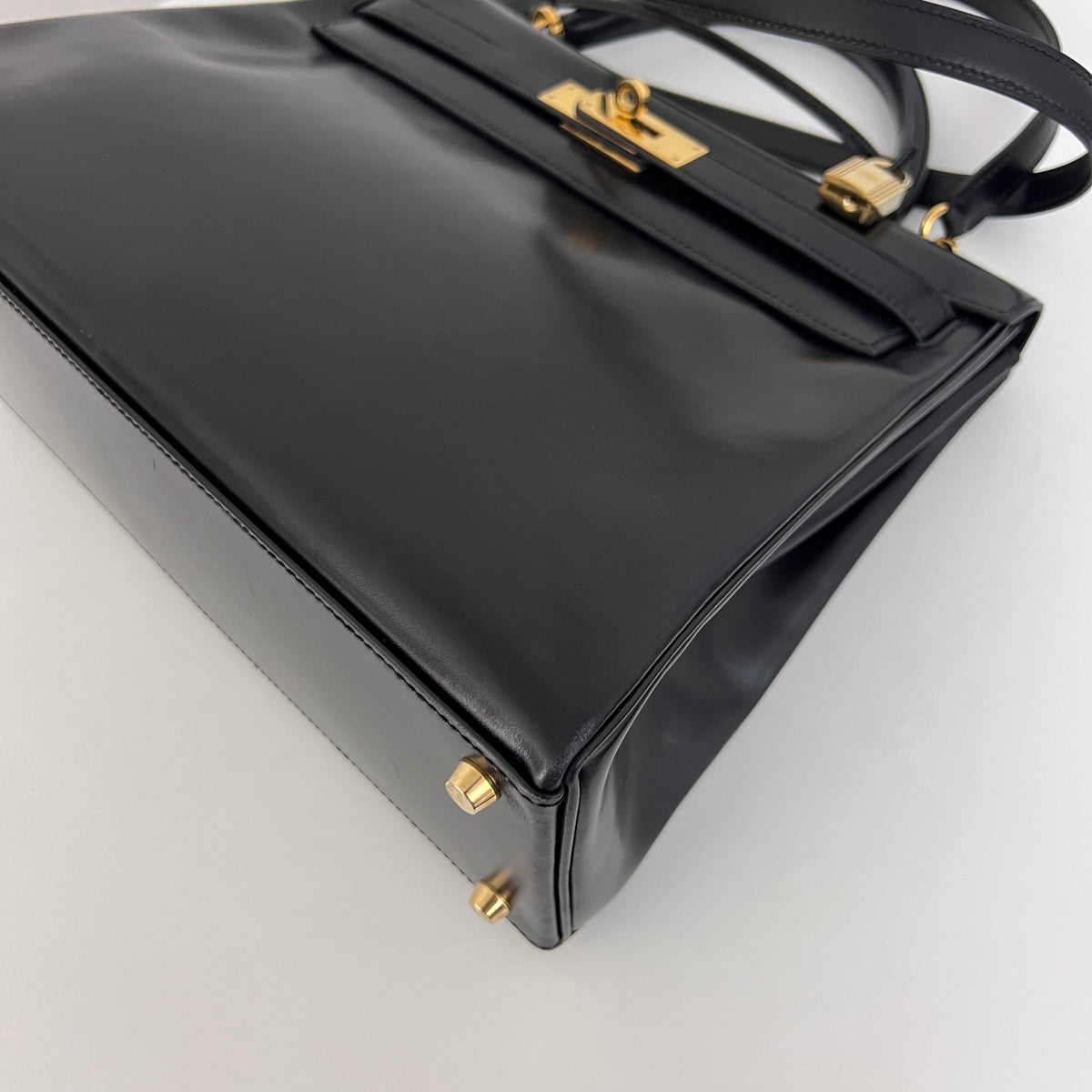 HERMÈS Kelly 32 black retourne box leather shoulder bag