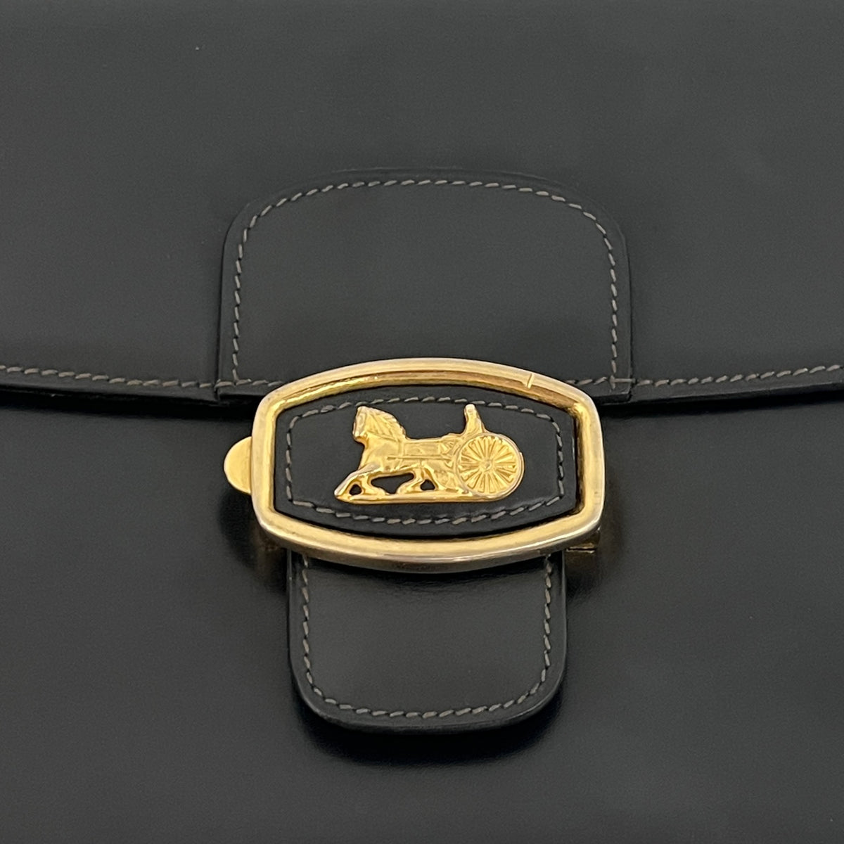 CELINE Triomphe bag in black smooth leather