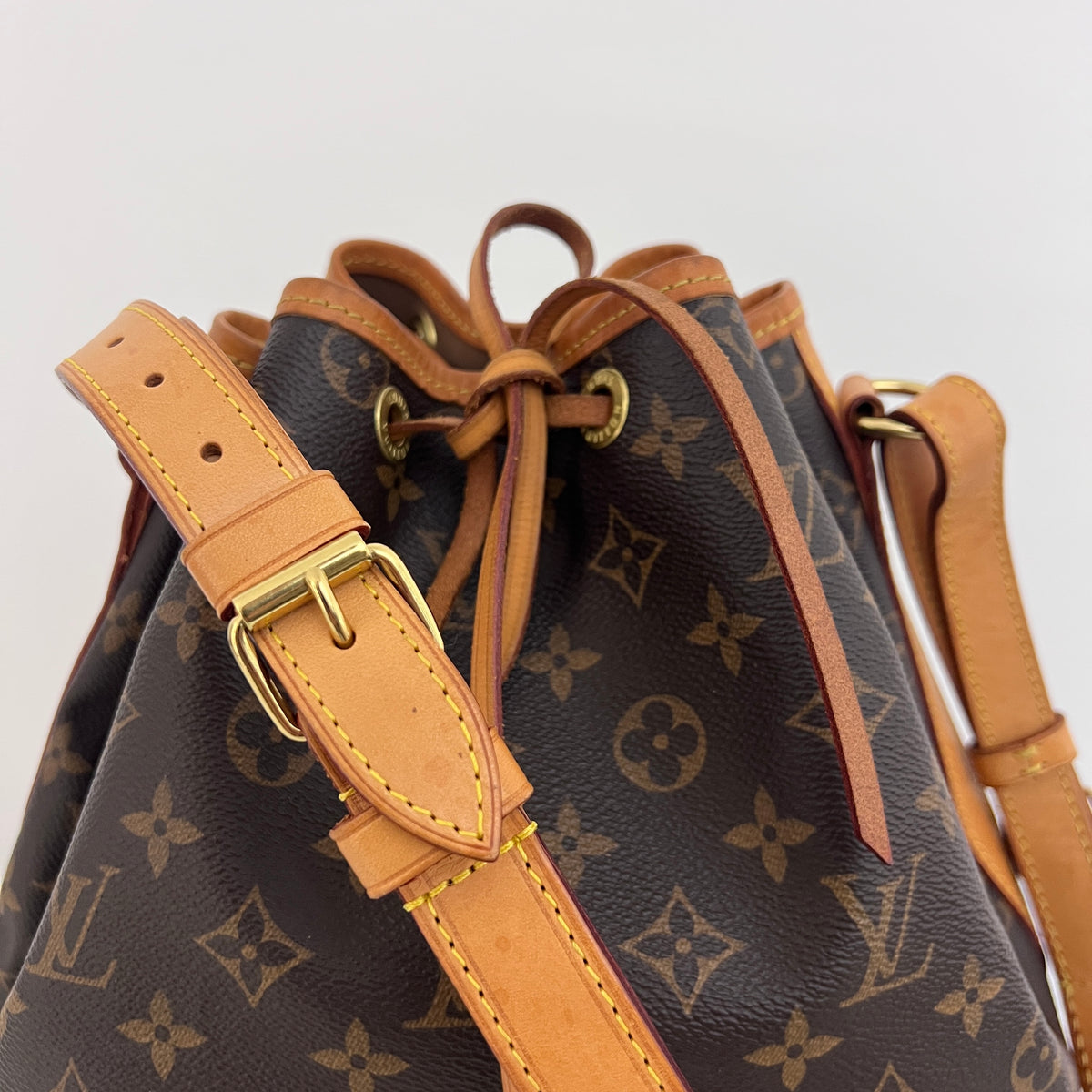 Sac LOUIS VUITTON Noé Petit toile et cuir marron vintage 2016