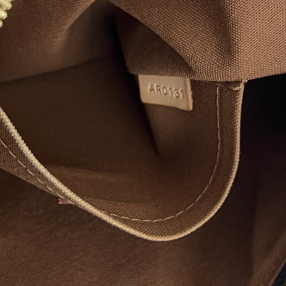 Sac LOUIS VUITTON Thames GM toile et cuir marron vintage 2011