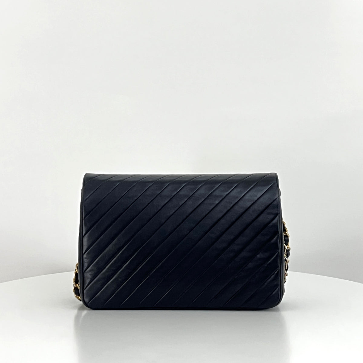 Sac à bandoulière CHANEL Chevron Single Flap cuir d'agneau noir vintage 1991-1994