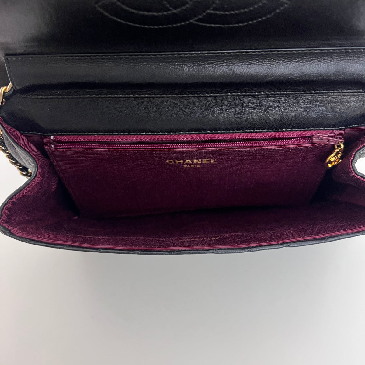 Sac à bandoulière CHANEL Chevron Single Flap cuir d'agneau noir vintage 1991-1994