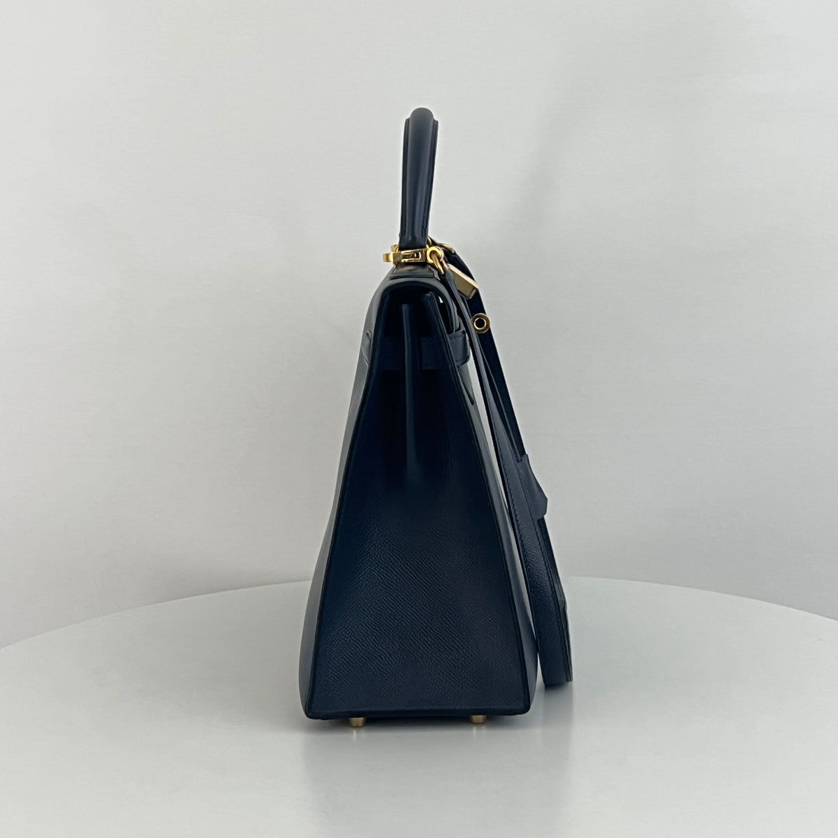 Sac à bandoulière HERMÈS Kelly 32 cuir courchevel sellier bleu marine