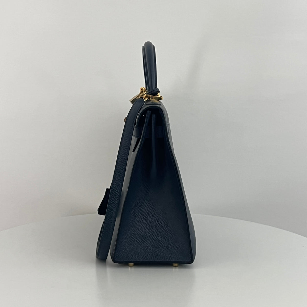 Sac à bandoulière HERMÈS Kelly 32 cuir courchevel sellier bleu marine