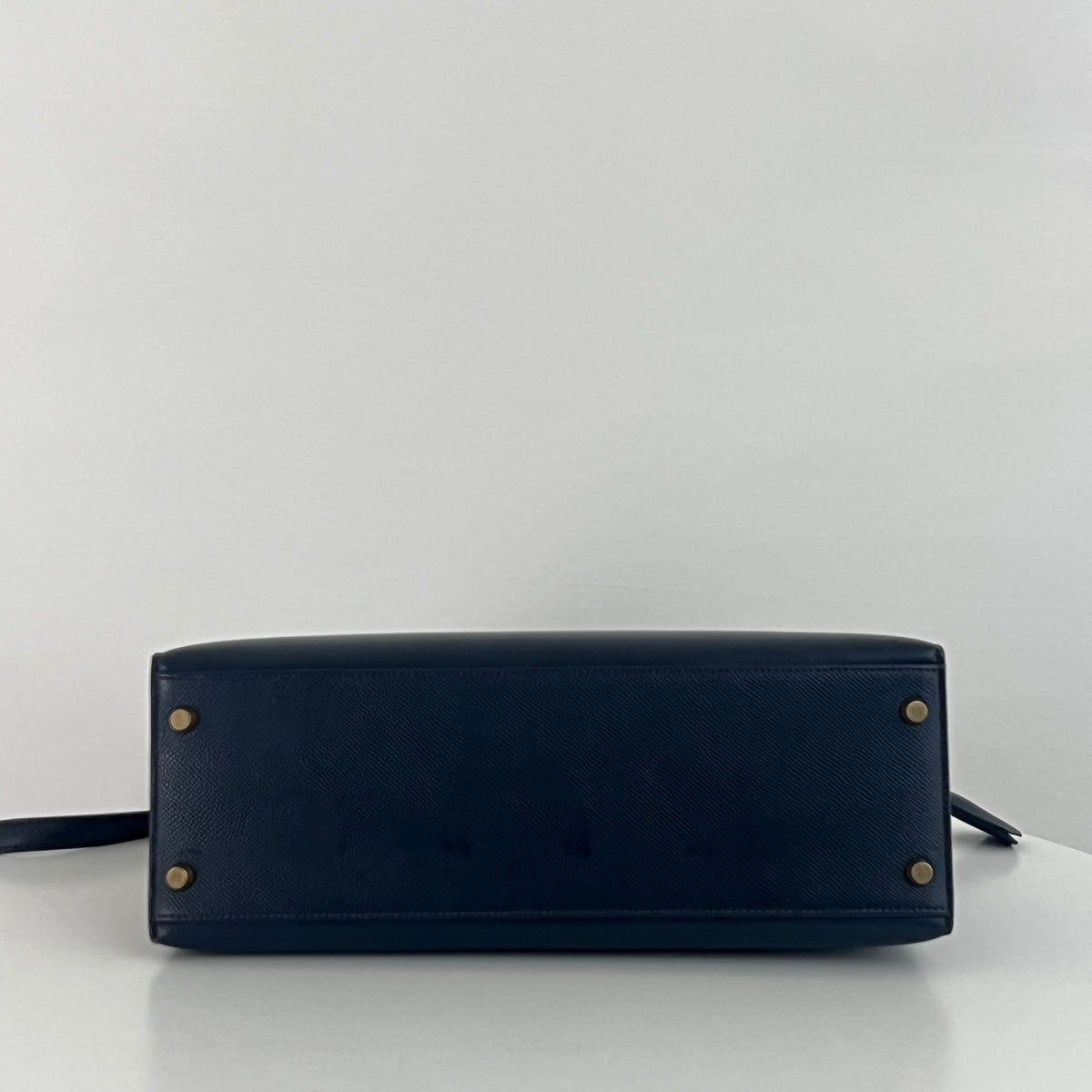 Sac à bandoulière HERMÈS Kelly 32 cuir courchevel sellier bleu marine
