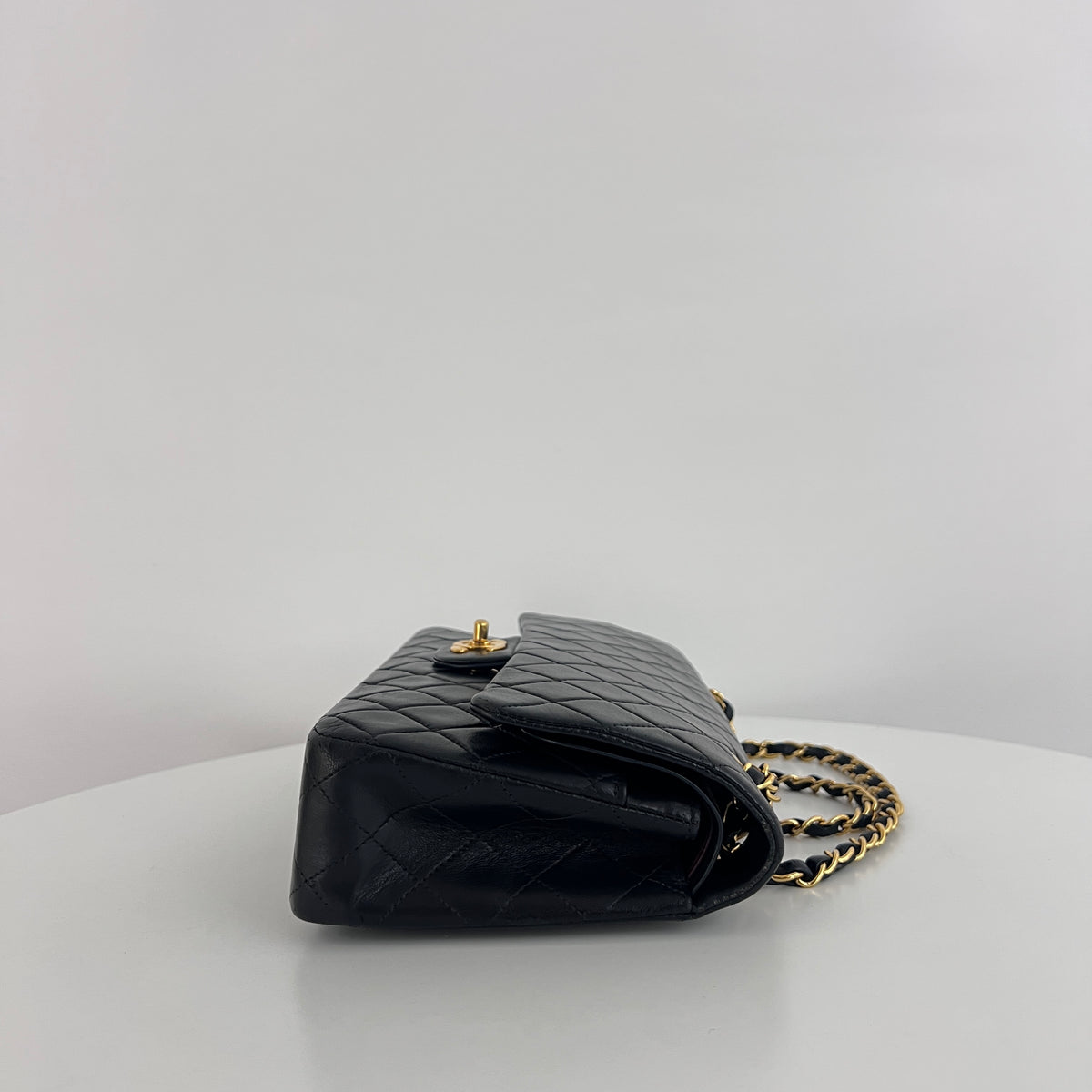 Sac à bandoulière CHANEL Classique 11.12 Medium cuir d'agneau noir vintage 2000-2002