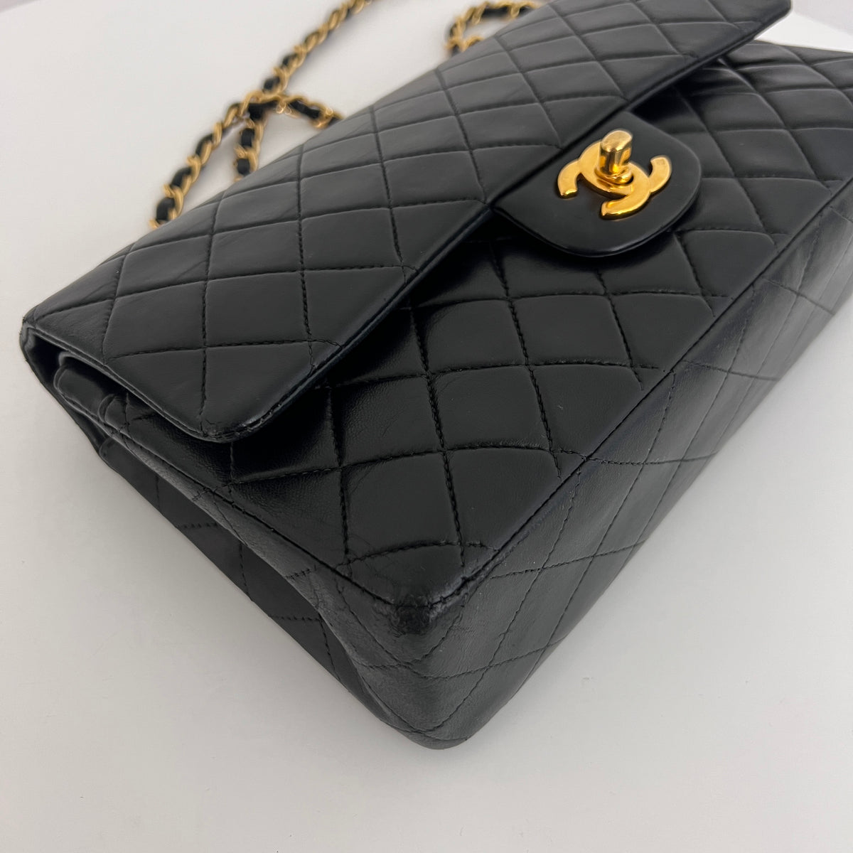 Sac à bandoulière CHANEL Classique 11.12 Medium cuir d'agneau noir vintage 2000-2002
