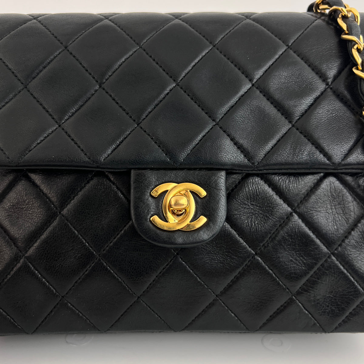 Sac à bandoulière CHANEL Classique Mini Rectangle cuir d'agneau noir vintage 1989-1991