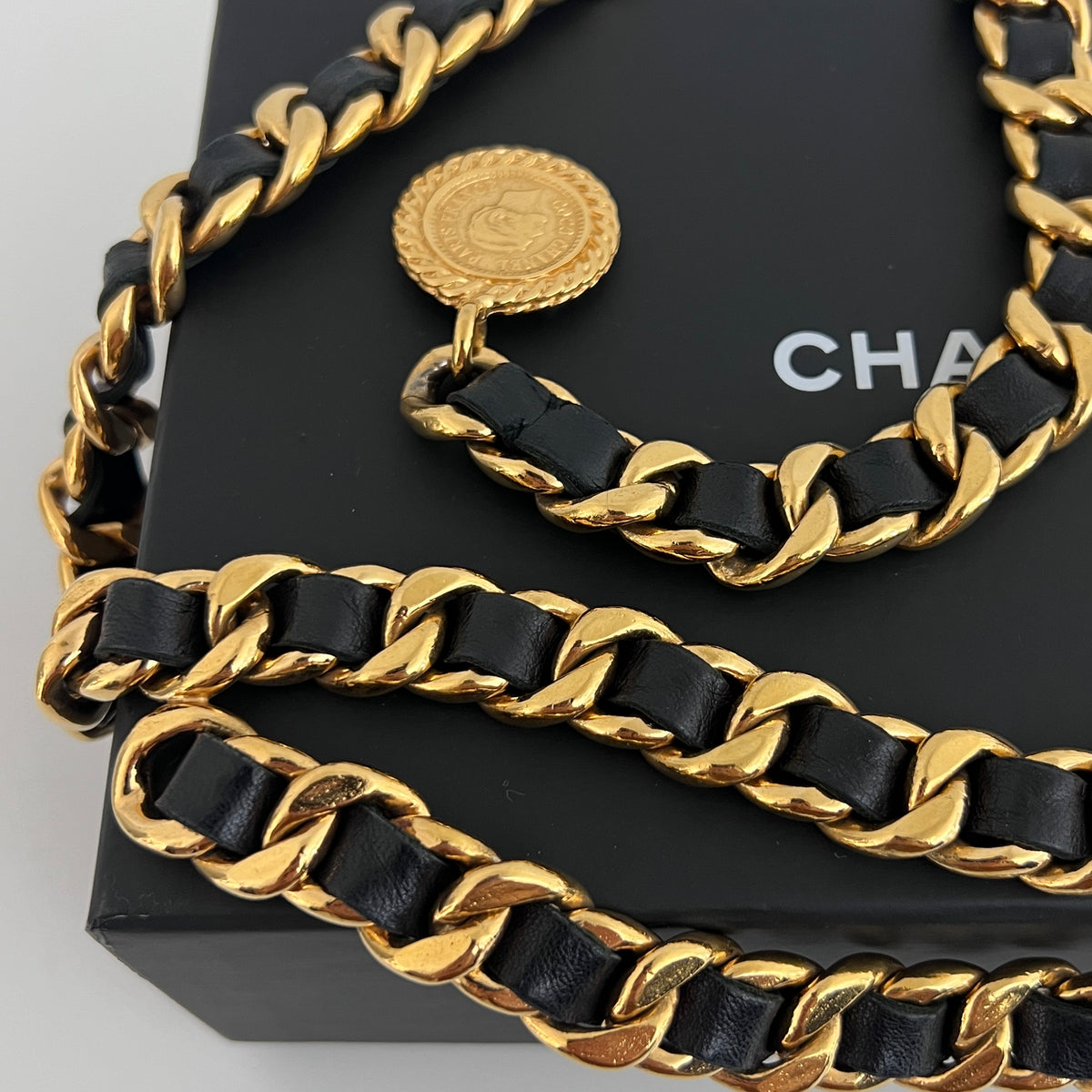 Ceinture CHANEL Double Chaîne entrelacée Circa 1990