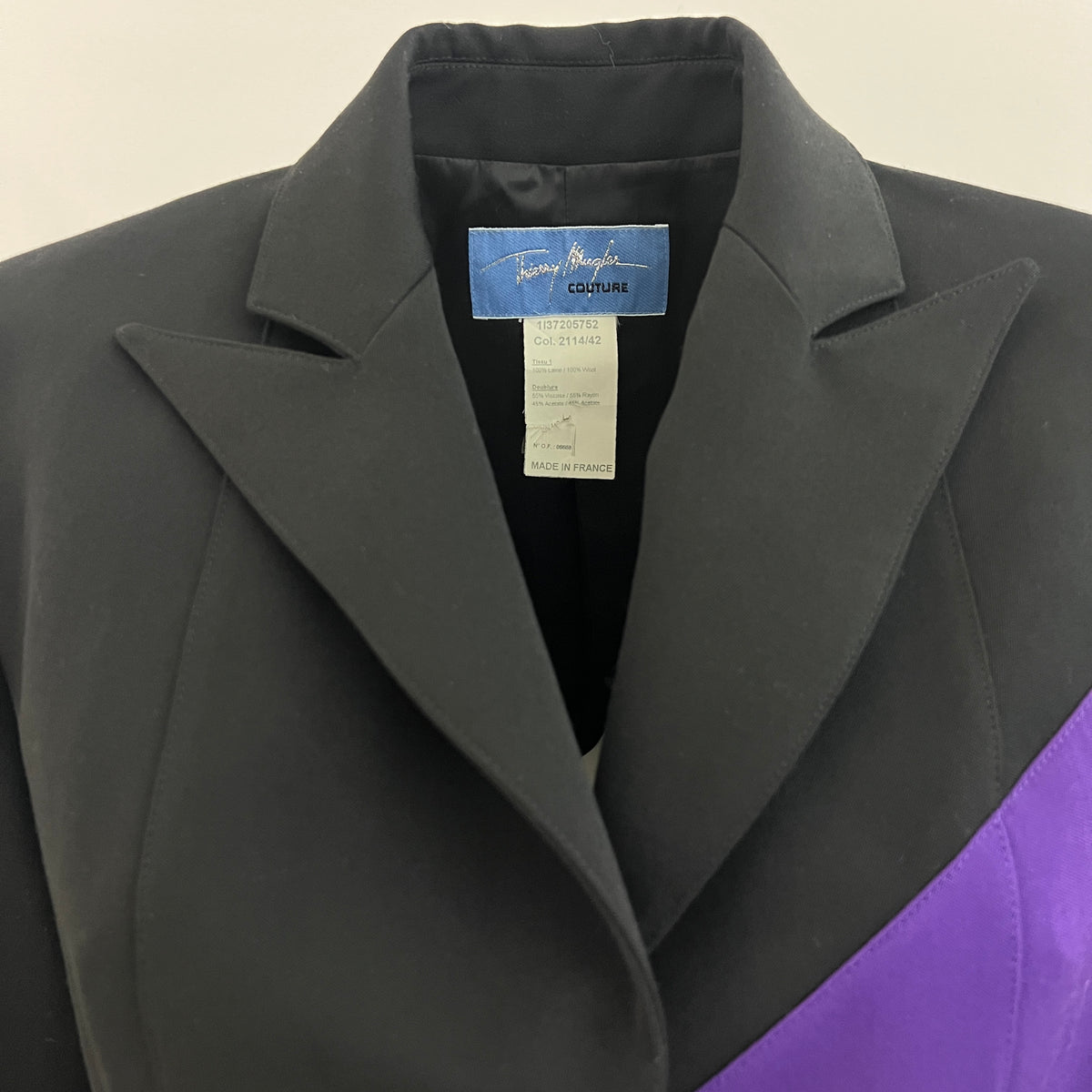 Veste Thierry Mugler Couture vintage circa 1990 noire et violette en laine Taille M