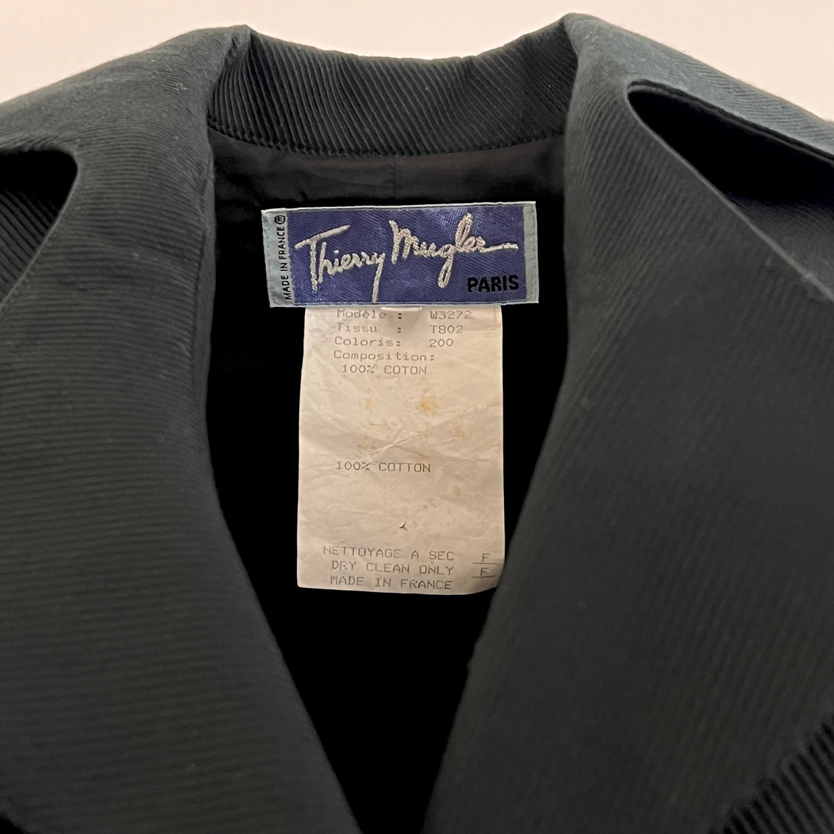 Veste Thierry Mugler vintage circa 1990 noire en coton Taille S