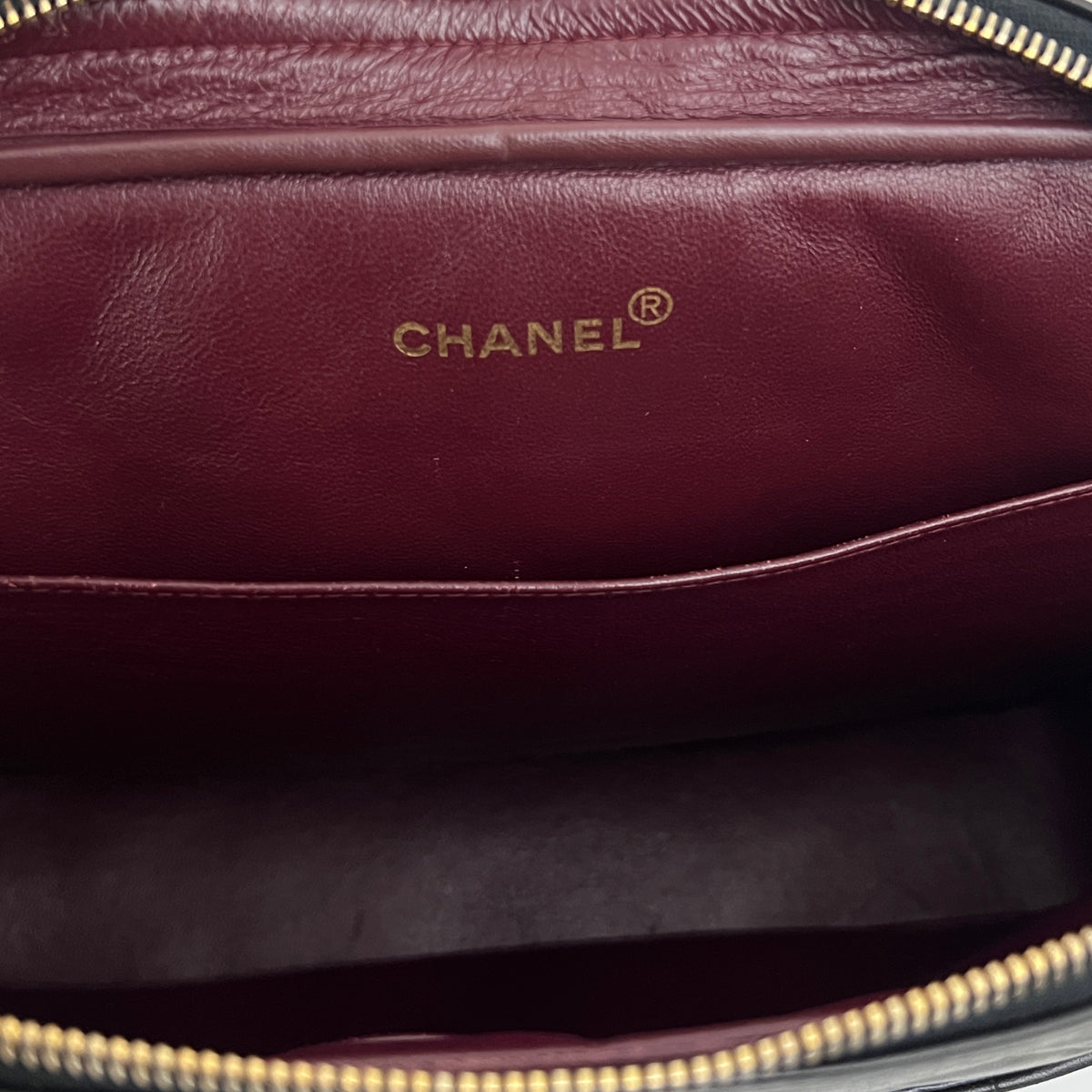 Sac CHANEL Tote Matelassé Chain cuir d'agneau noir vintage 1997-1999