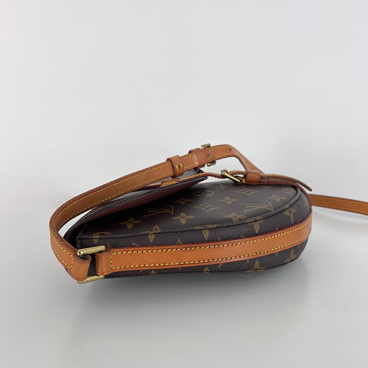 Sac à bandoulière LOUIS VUITTON Chantilly MM toile et cuir marron vintage 1994