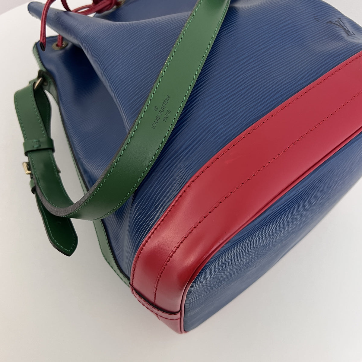 Sac LOUIS VUITTON Noé Grand cuir épi tricolore vintage 1992
