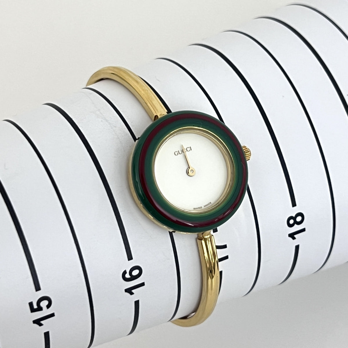 Montre GUCCI Play plaqué or doré