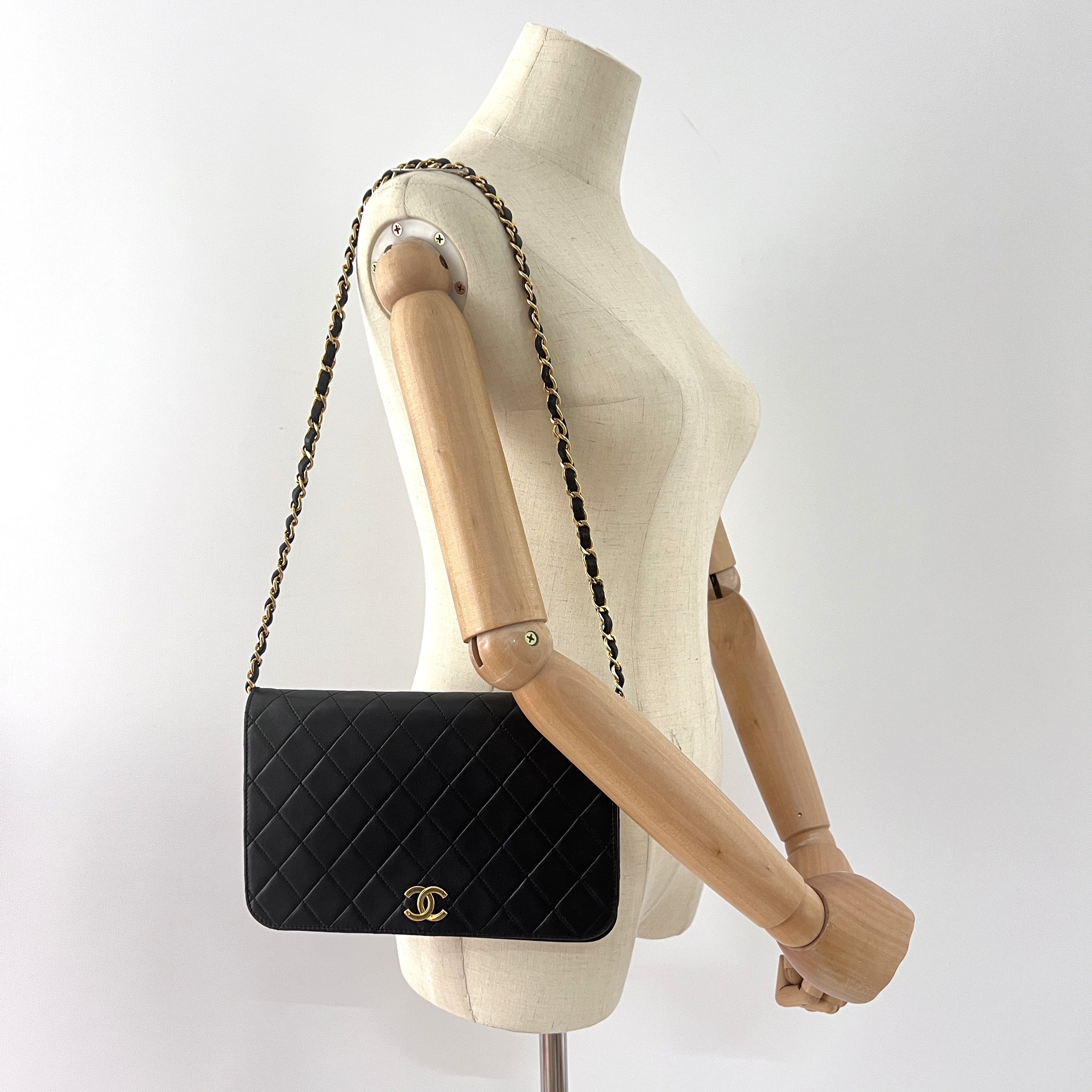 Sac à main CHANEL Timeless WOC Small cuir noir