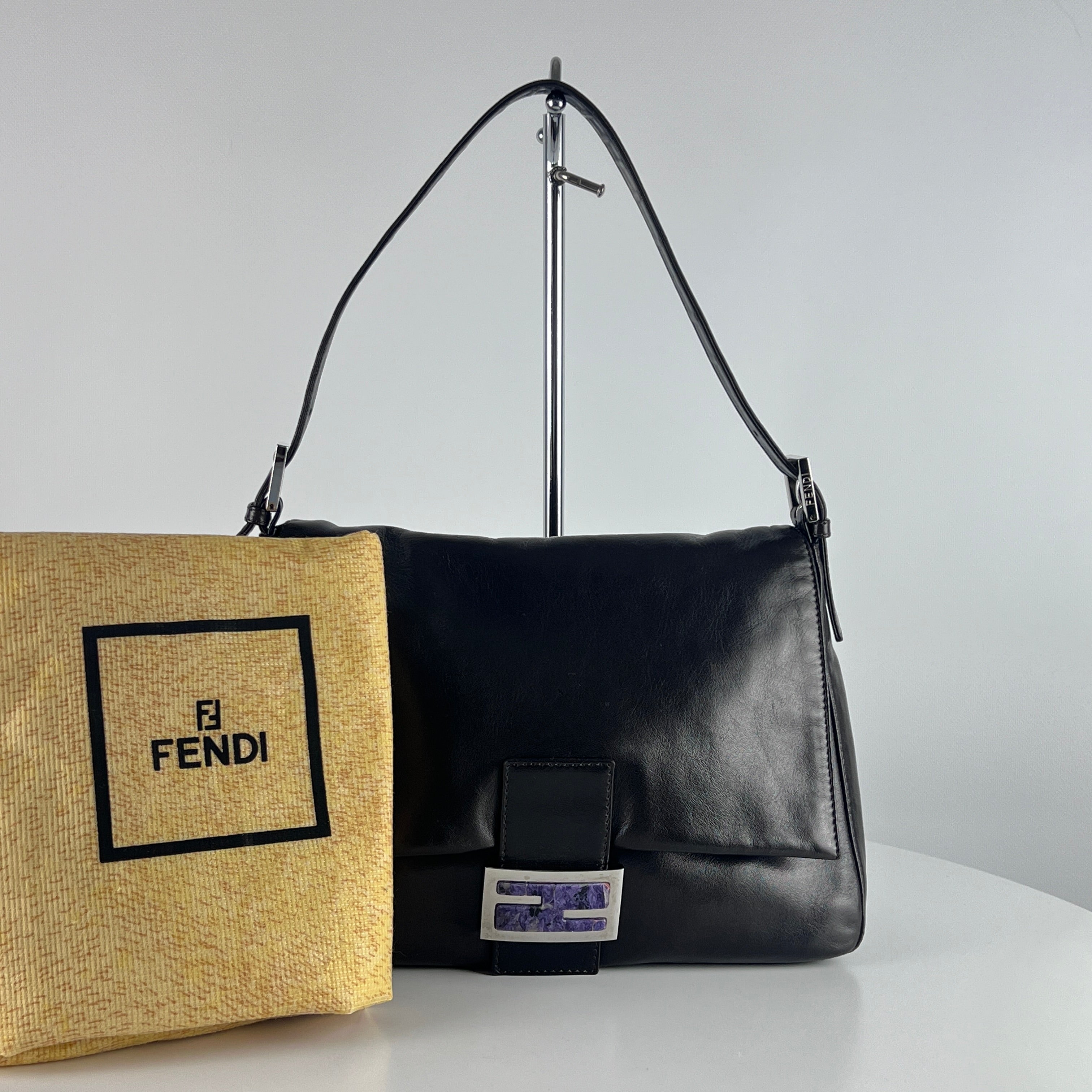 FENDI Mamma Leather handbag in brown leather