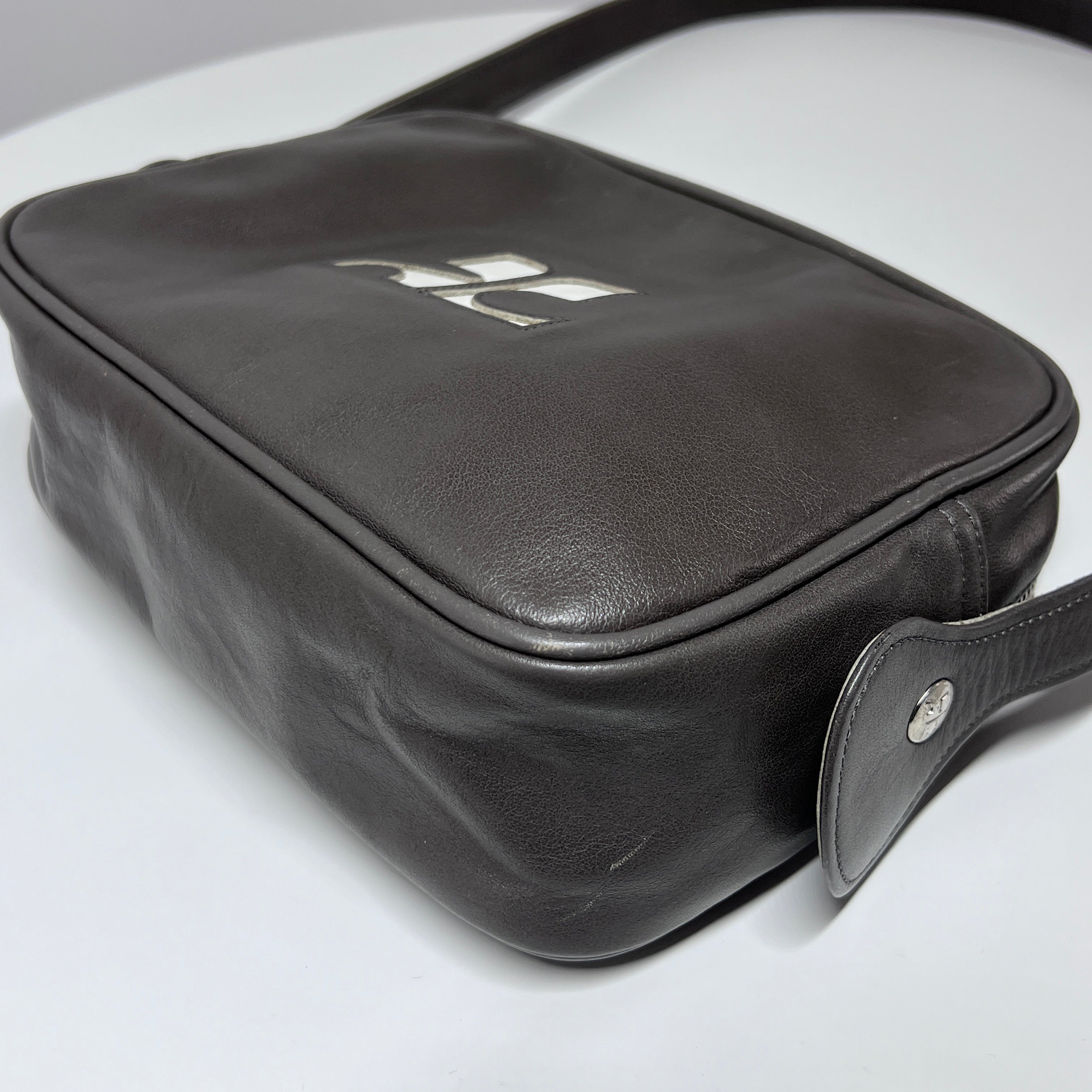 COURREGES Camera gray leather handbag