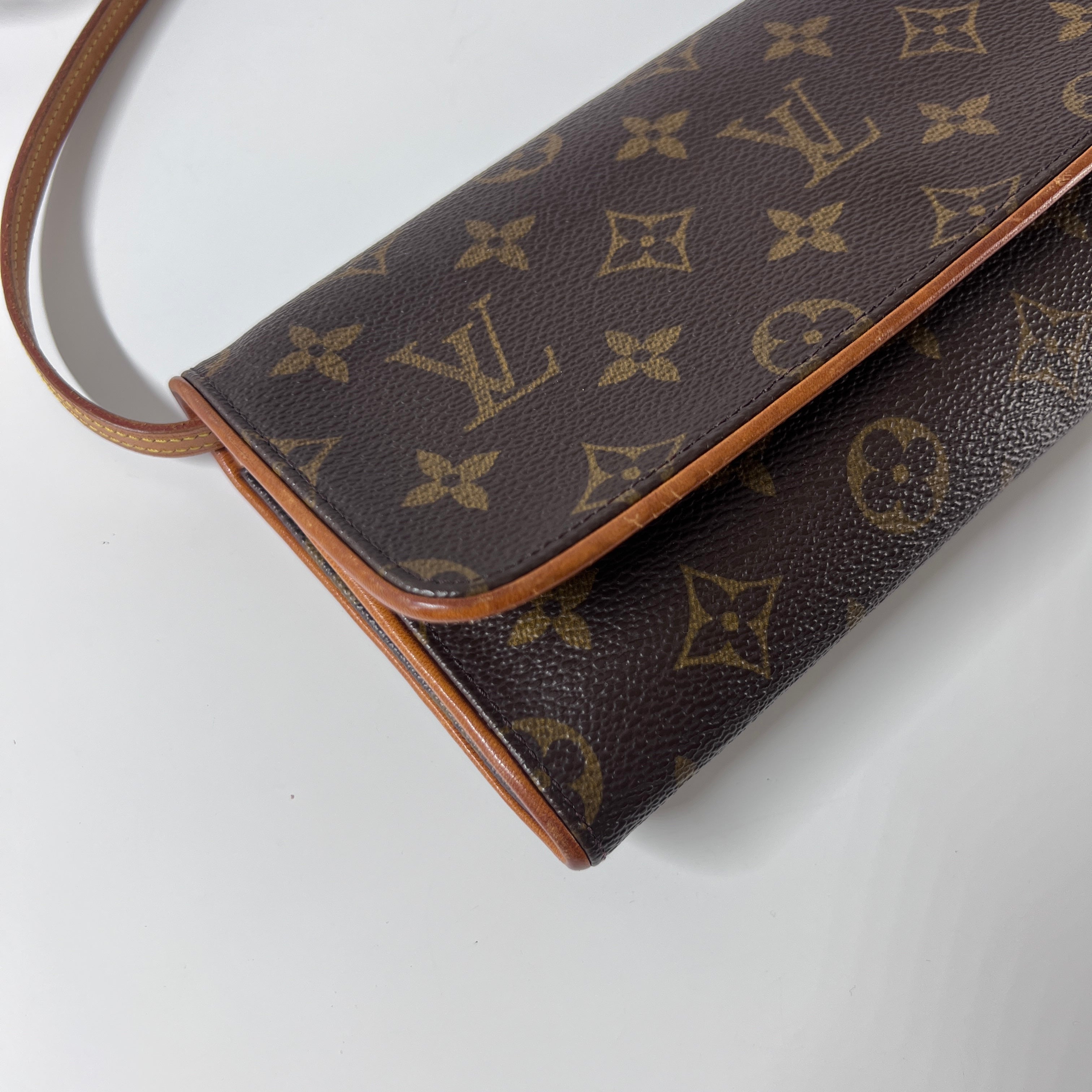 Sac à main LOUIS VUITTON Pochette Twin GM toile et cuir marron