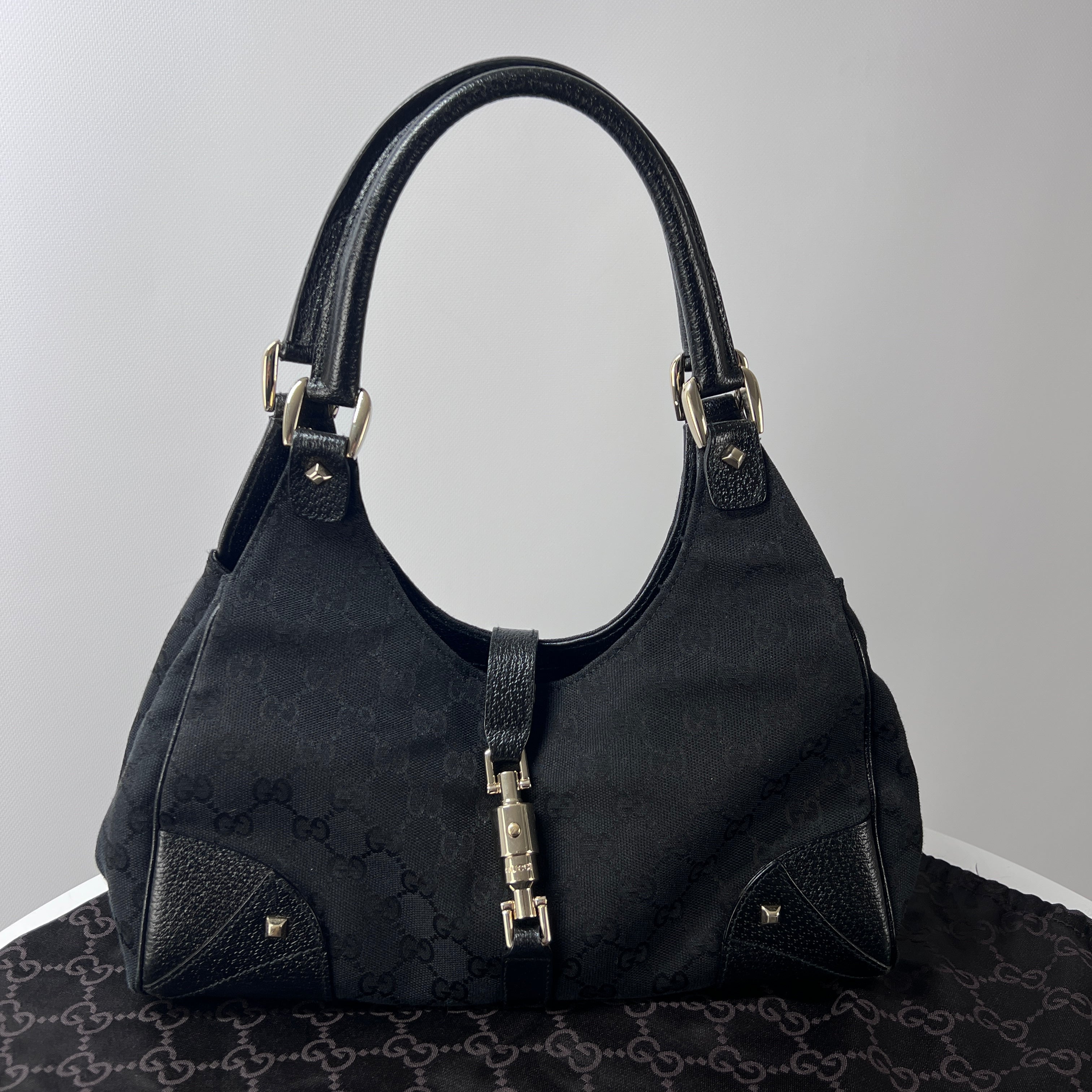 GUCCI Jackie canvas and black leather handbag