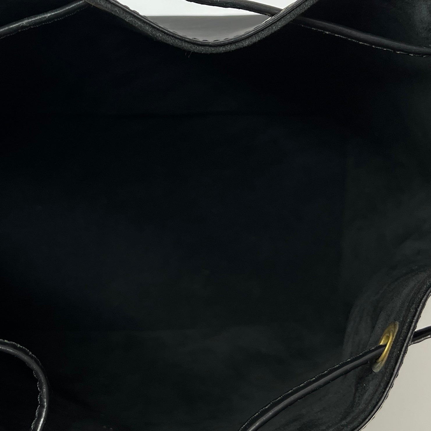 LOUIS VUITTON Noé GM black epi leather handbag