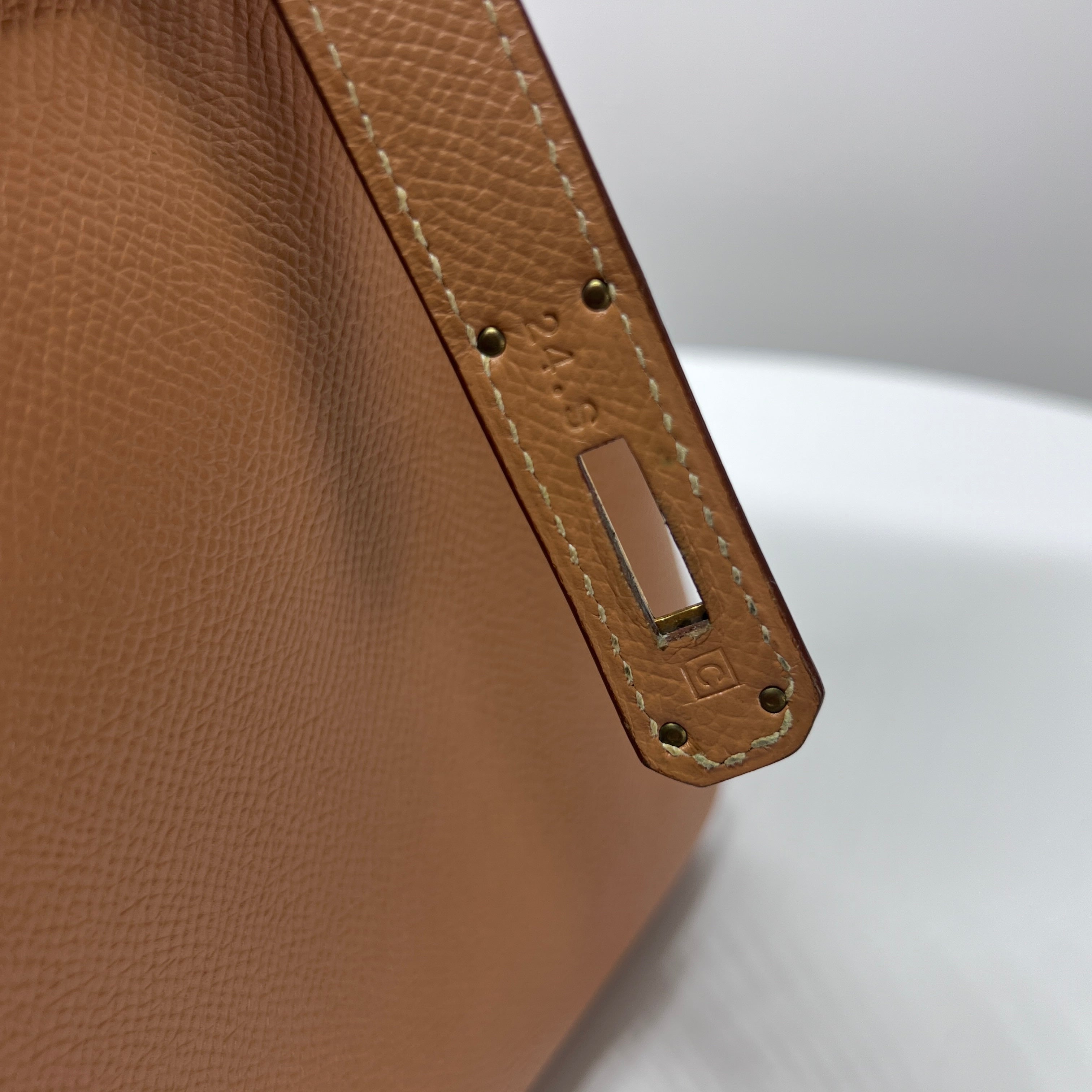 Sac à main HERMES Kelly cuir camel