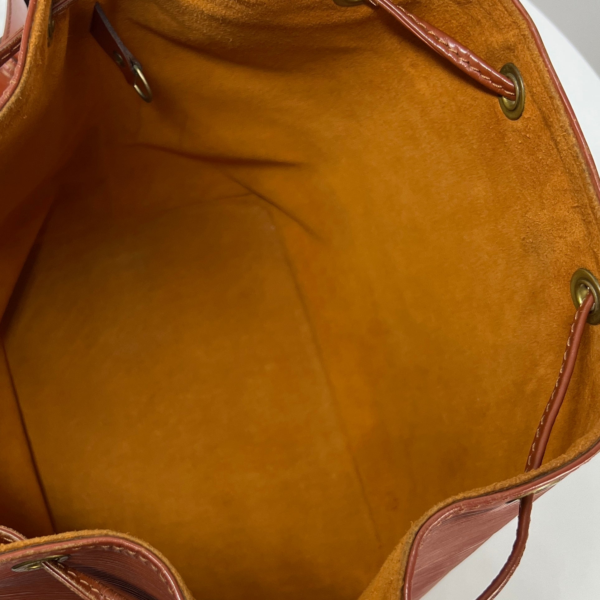 LOUIS VUITTON Noé PM handbag in brown epi leather