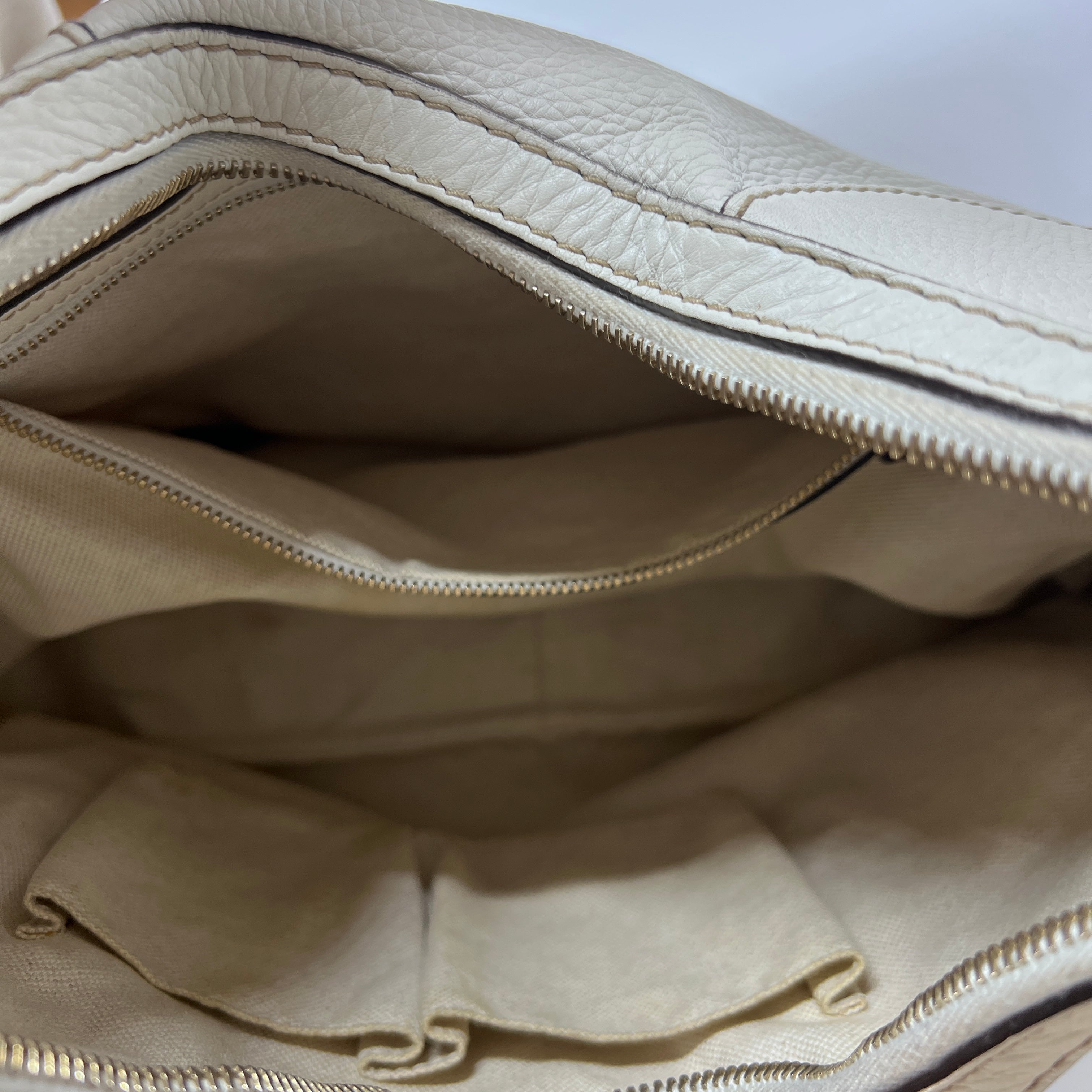 GUCCI Horsebit beige leather handbag