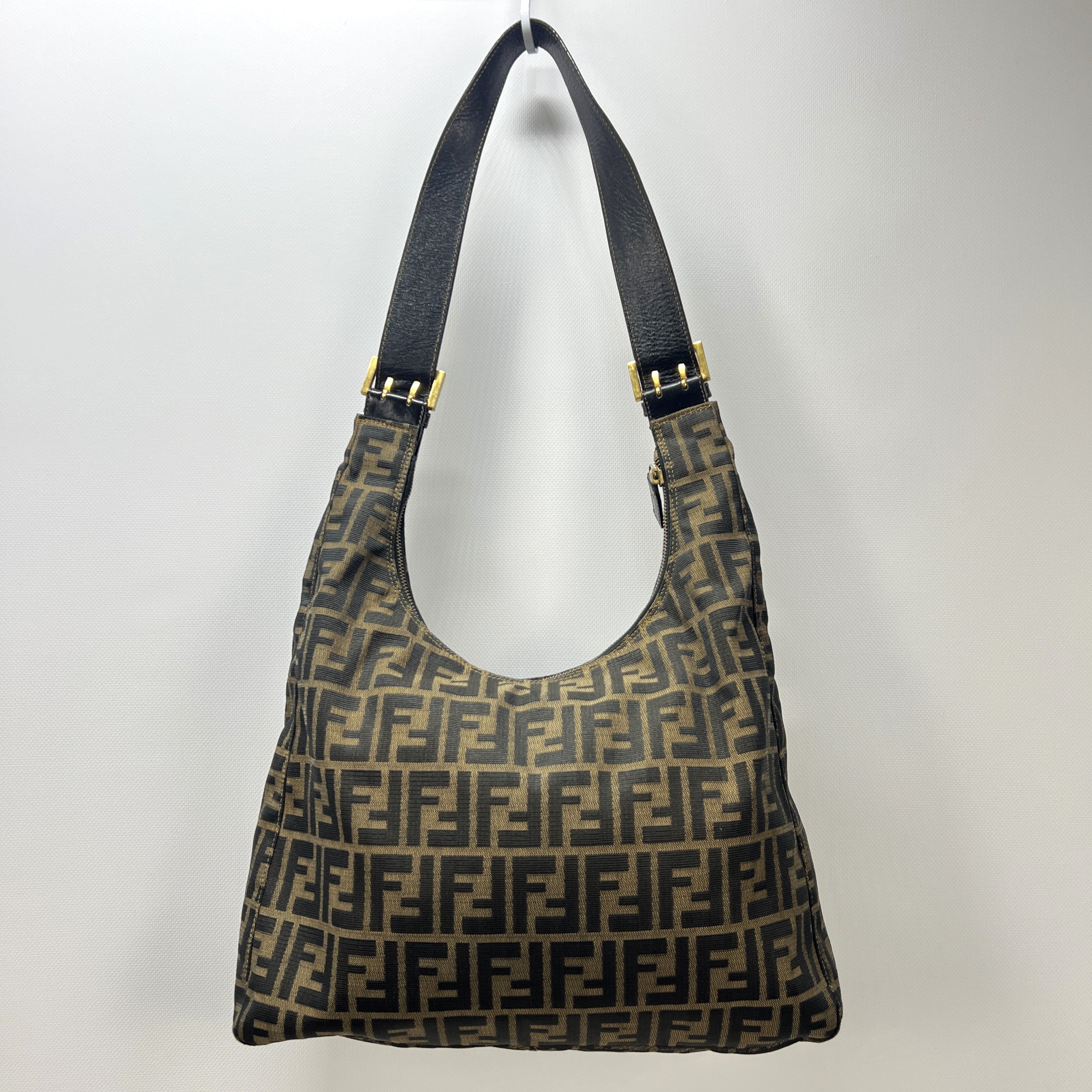 Sac à main FENDI Hobo toile et cuir marron