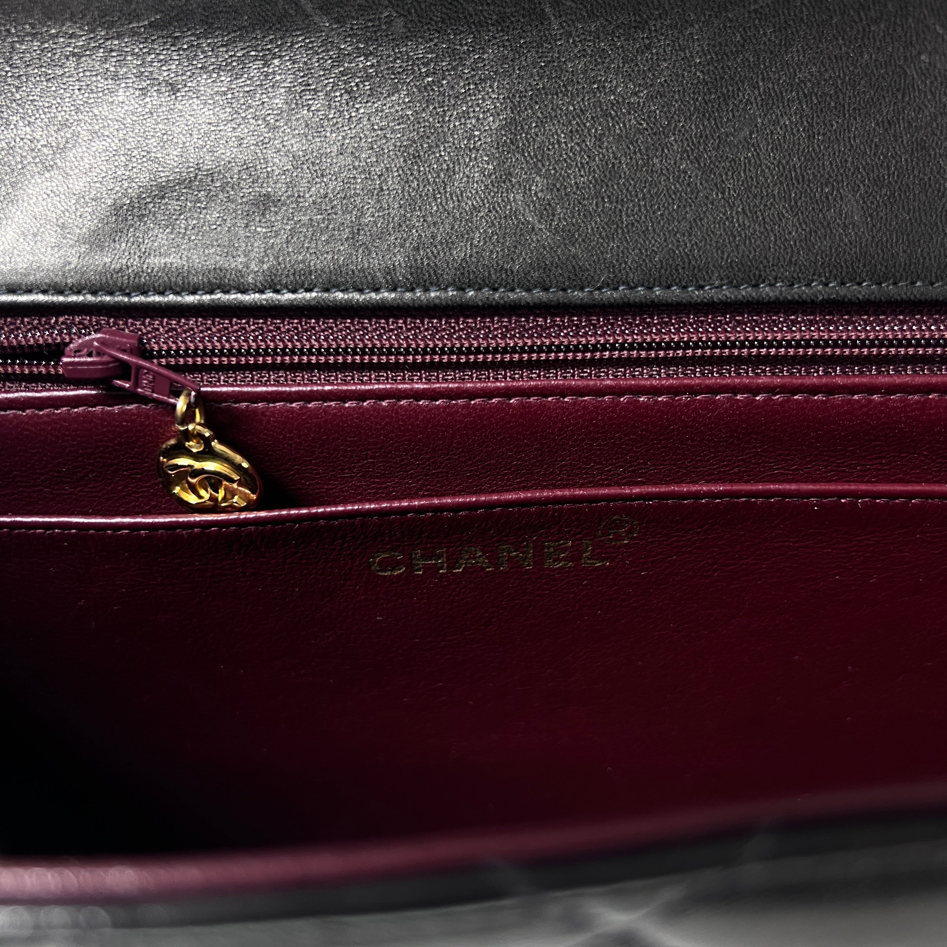 Sac à main CHANEL Timeless classique jumbo cuir noir